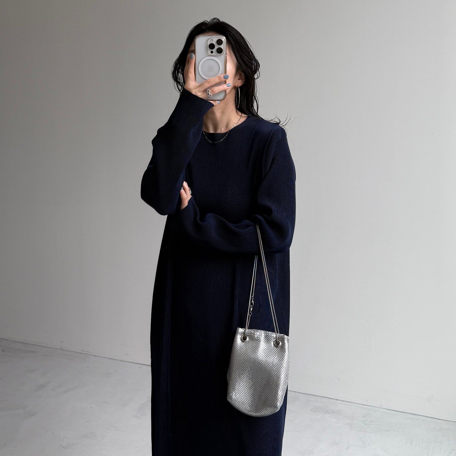 daily daily super stretch crew neck pleats one piece / navy [FREE or LONG]クルーネック