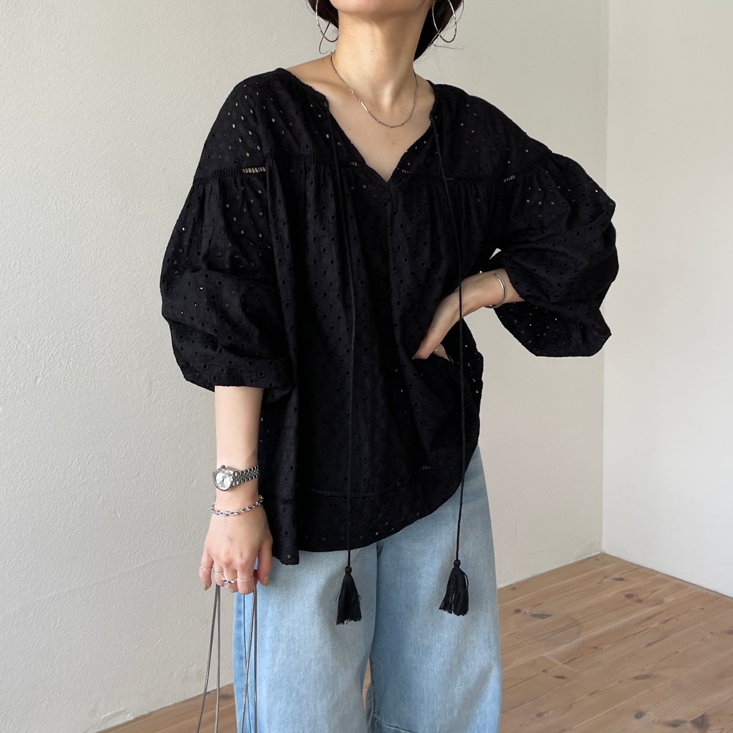 cutwork lace blouse / black