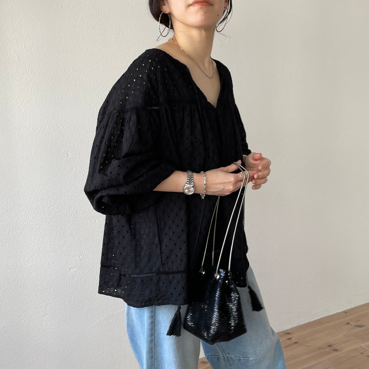 cutwork lace blouse / black