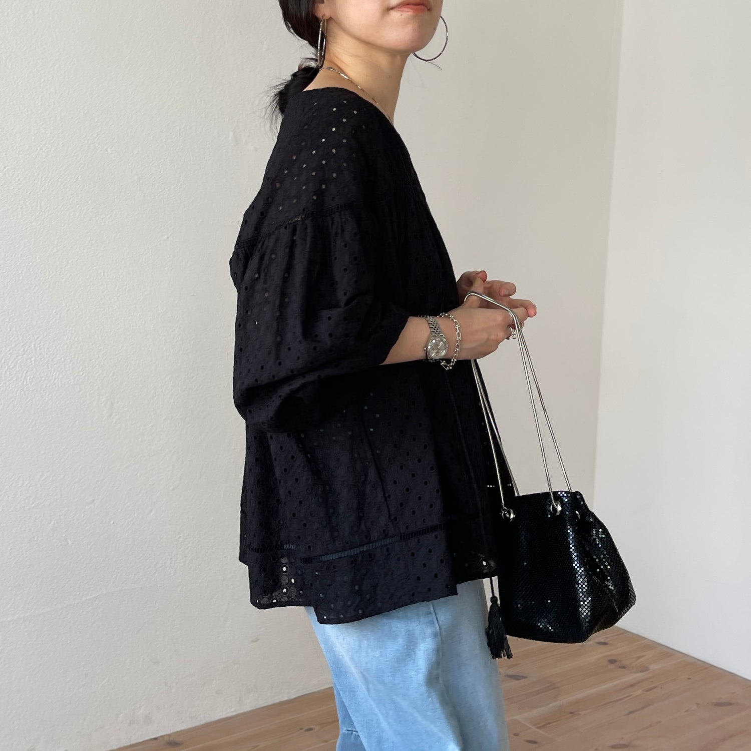 cutwork lace blouse / black