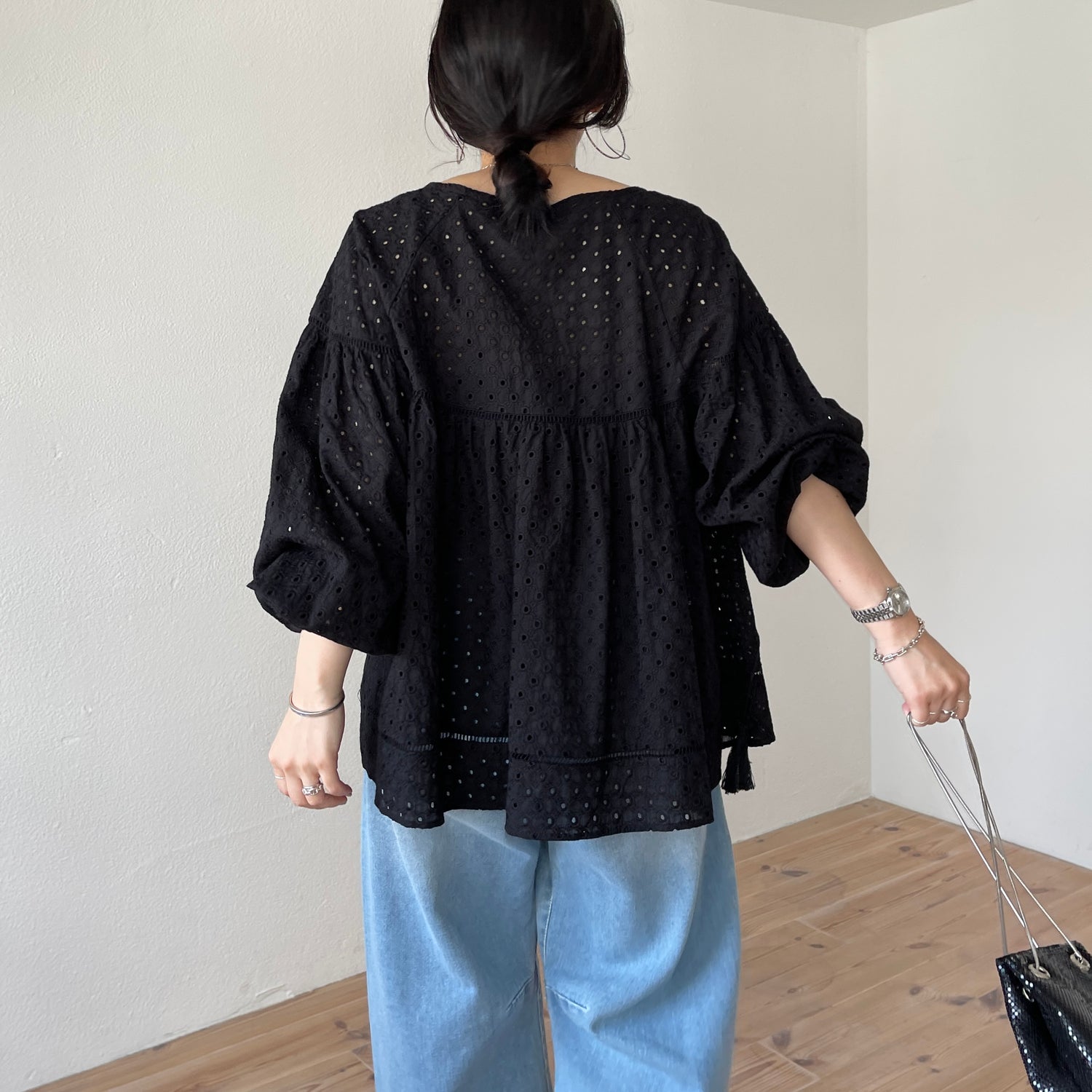 cutwork lace blouse / black