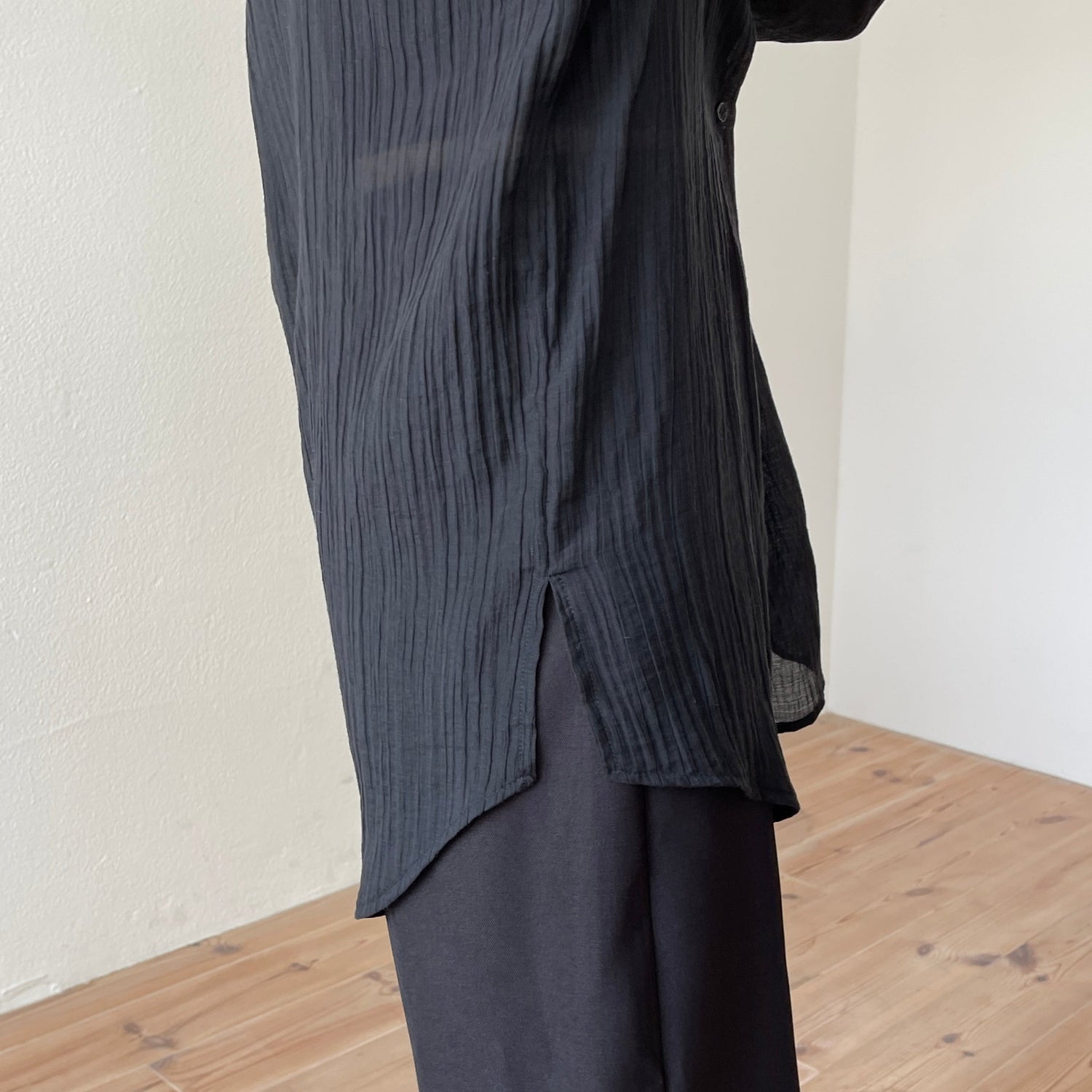 【SAMPLE】2way crinkle sheer shirt / black