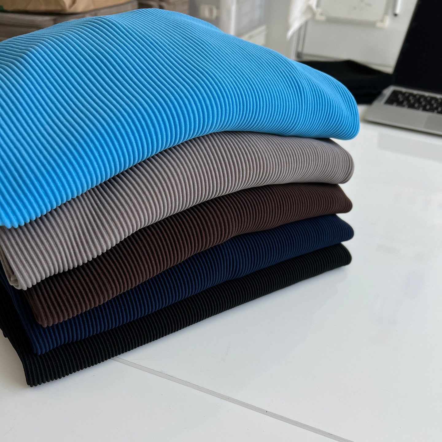 daily daily super stretch pleats one piece / brown [FREE or LONG]