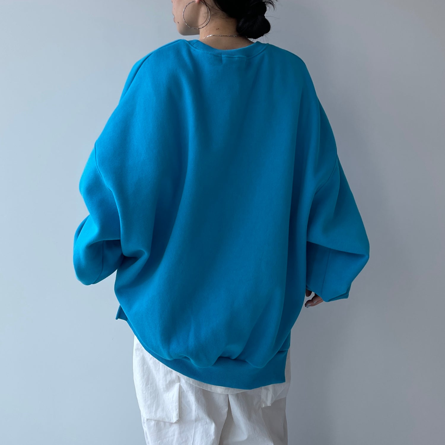 perfect silhouette super over sweat / turquoise