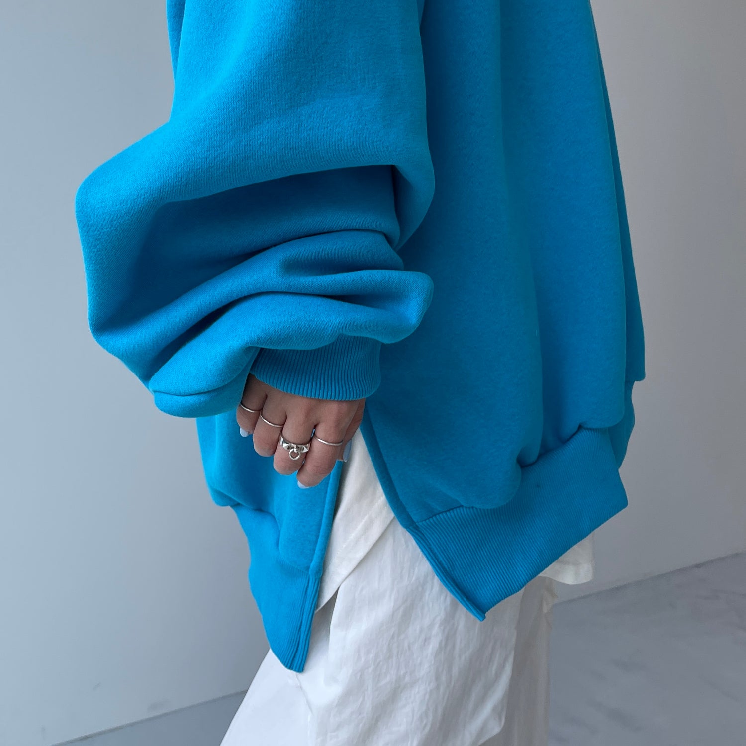 perfect silhouette super over sweat / turquoise