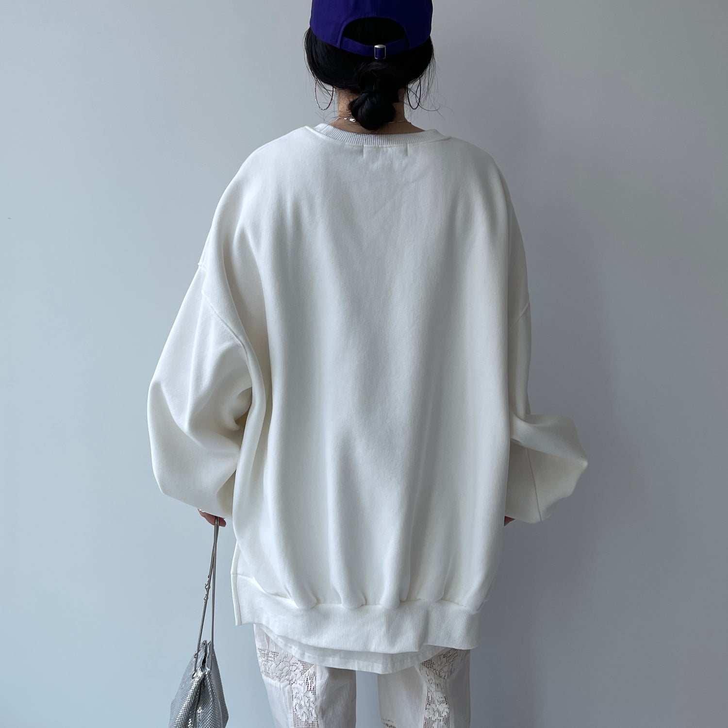 perfect silhouette super over sweat / ivory