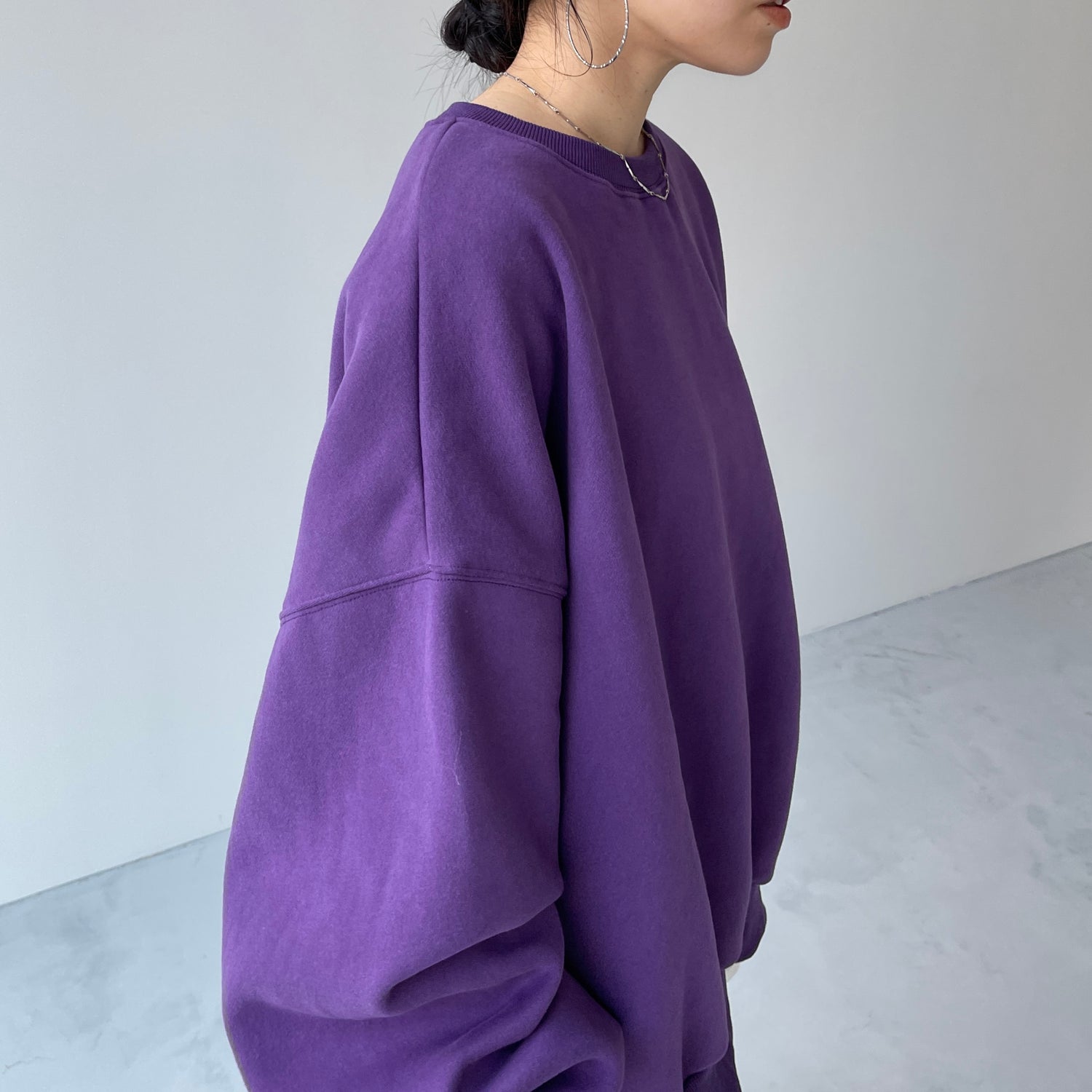 perfect silhouette super over sweat / purple