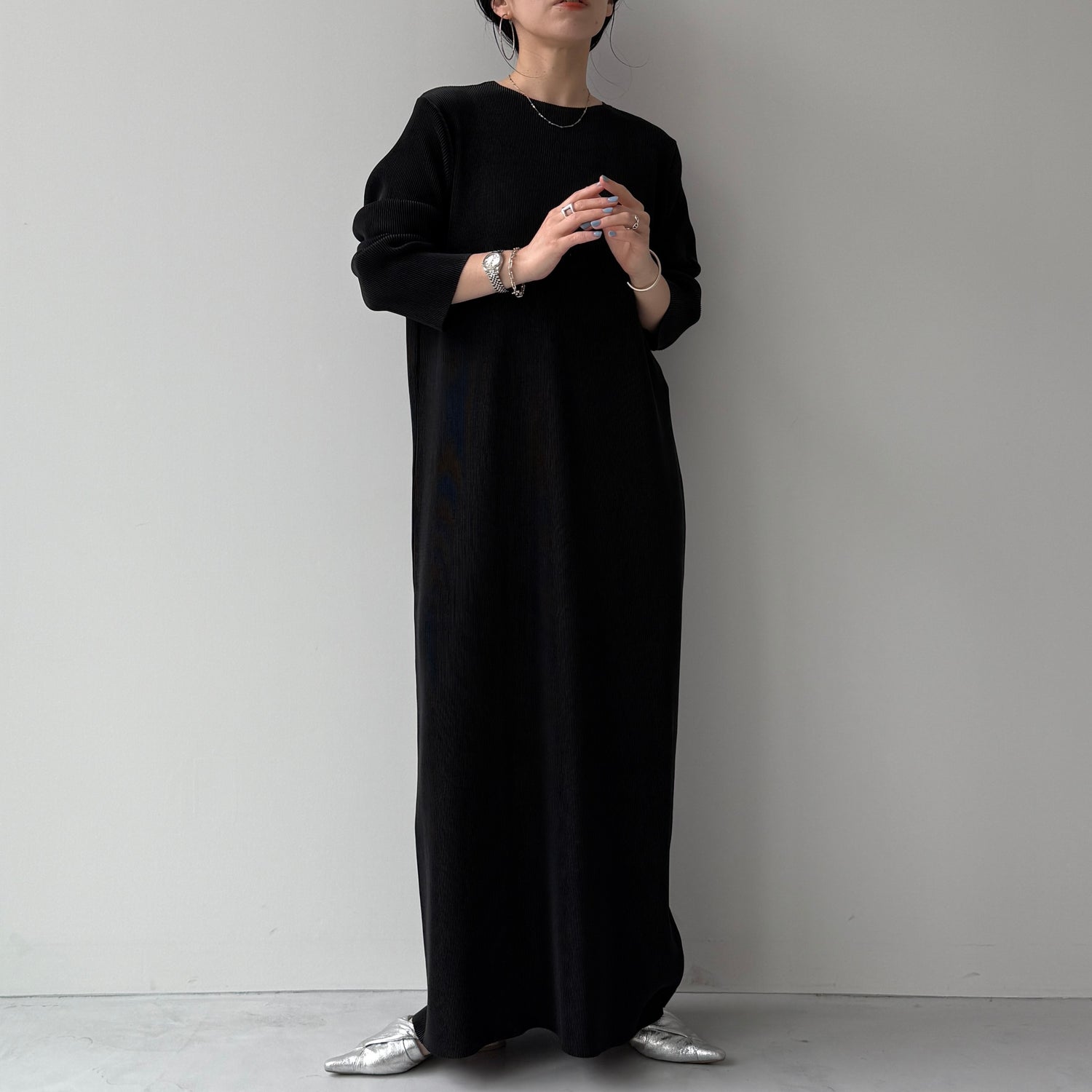 daily daily super stretch crew neck pleats one piece / navy [FREE or LONG]クルーネック