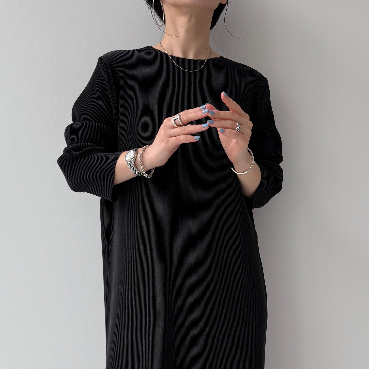 daily daily super stretch crew neck pleats one piece / navy [FREE or LONG]クルーネック