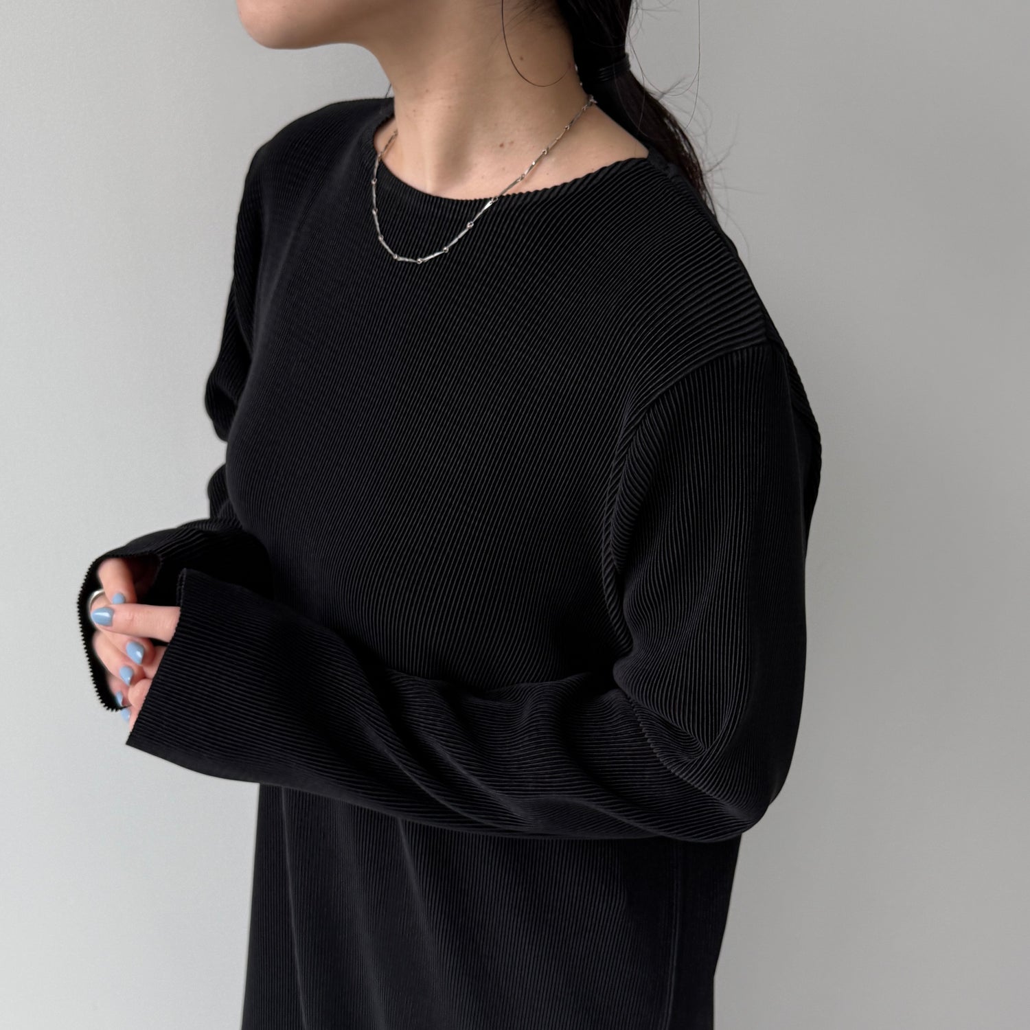 daily daily super stretch crew neck pleats one piece / navy [FREE or LONG]クルーネック