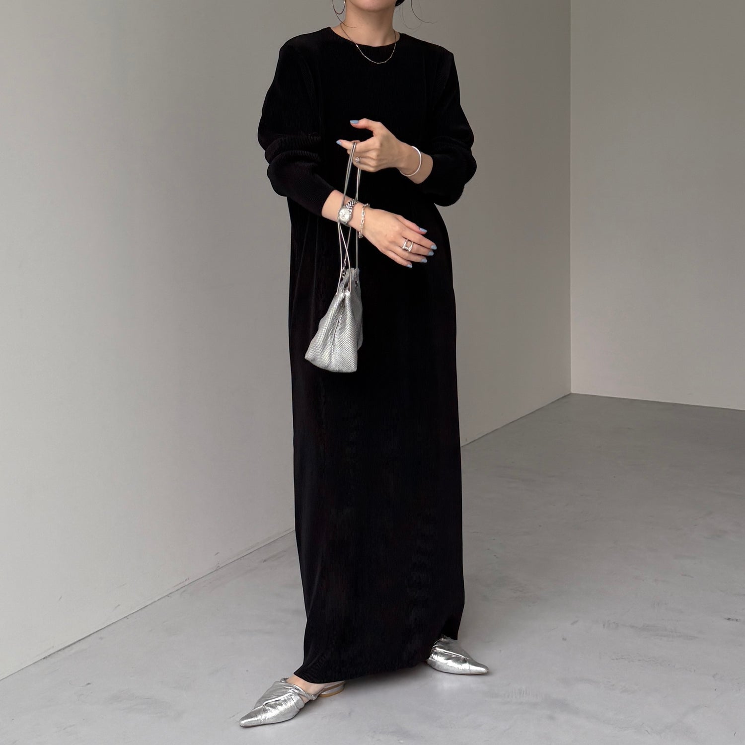 daily daily super stretch crew neck pleats one piece / black [FREE or LONG]クルーネック