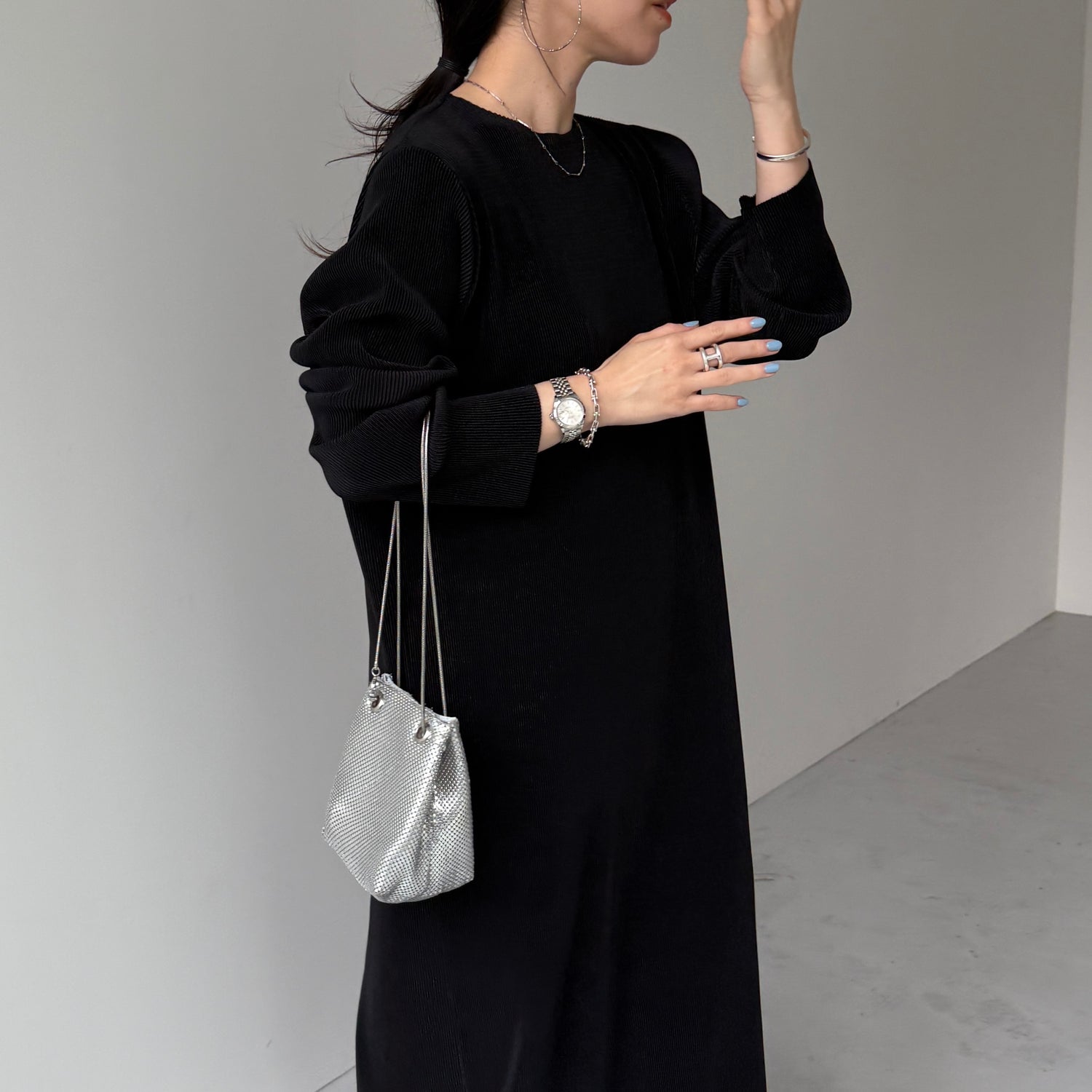 daily daily super stretch crew neck pleats one piece / black [FREE or LONG]クルーネック