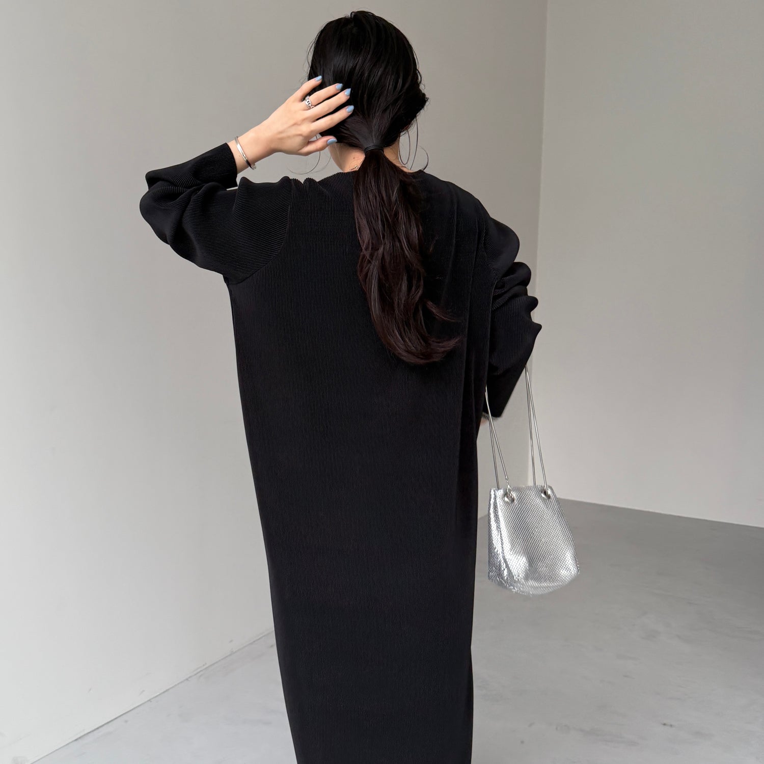 daily daily super stretch crew neck pleats one piece / black [FREE or LONG]クルーネック