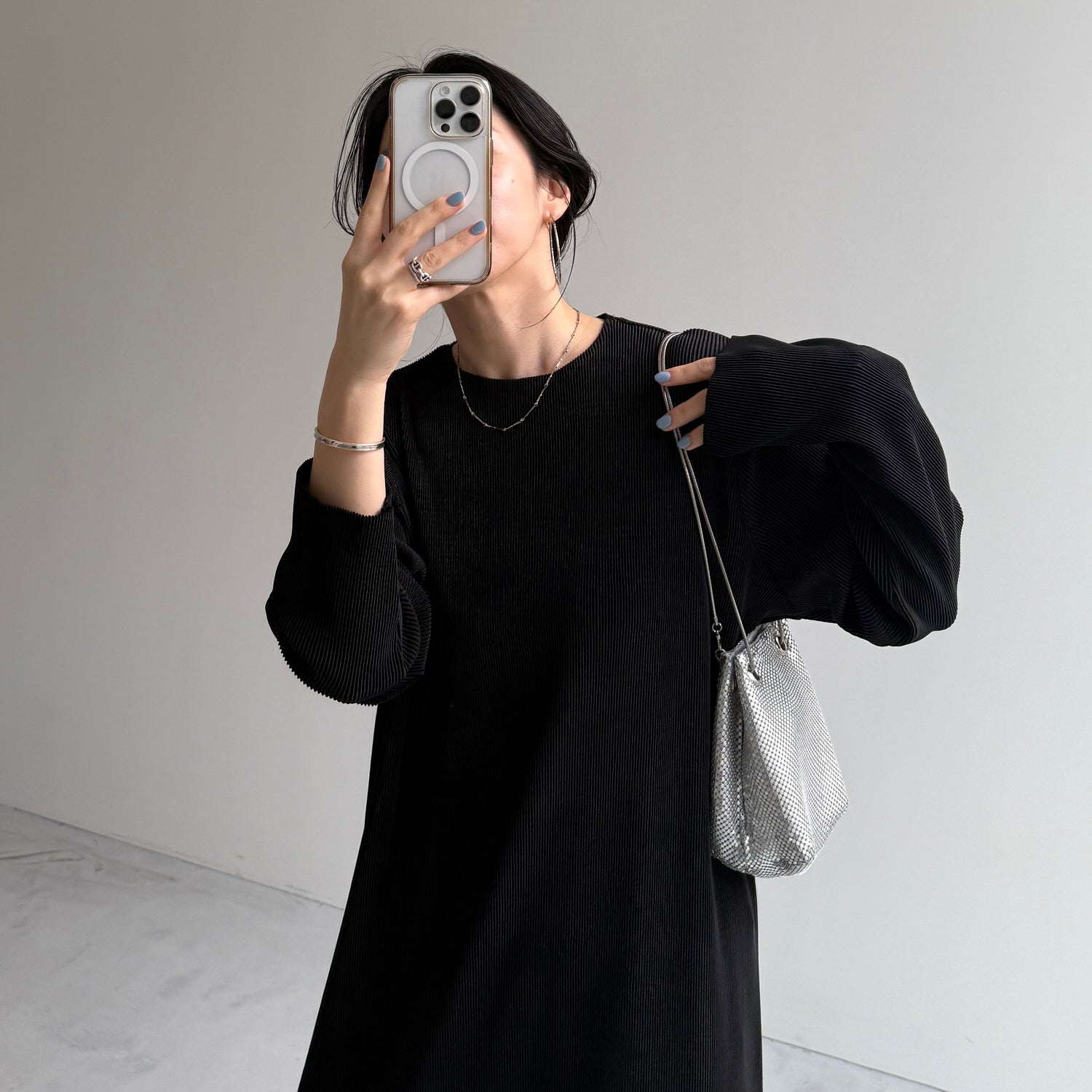 daily daily super stretch crew neck pleats one piece / navy [FREE or LONG]クルーネック