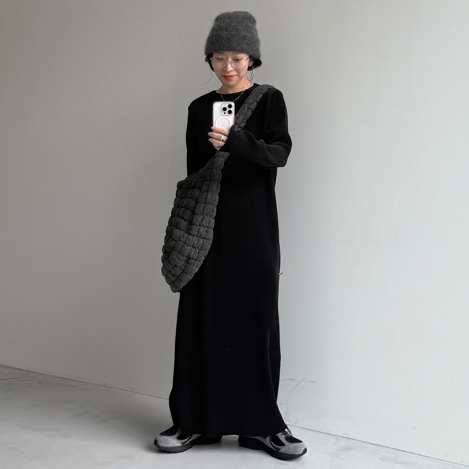 daily daily super stretch crew neck pleats one piece / black [FREE or LONG]クルーネック
