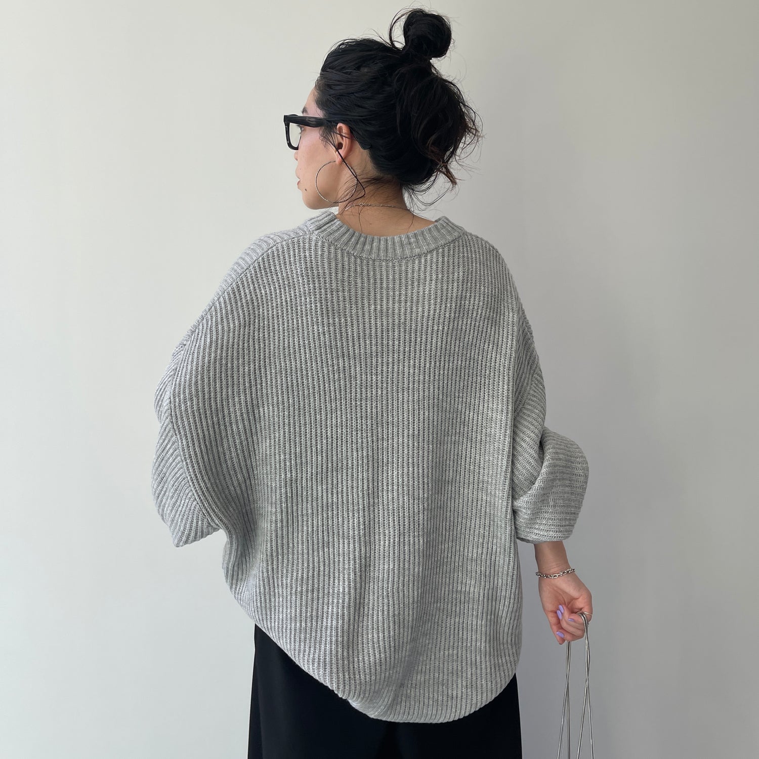 perfect silhouette super over knit / gray