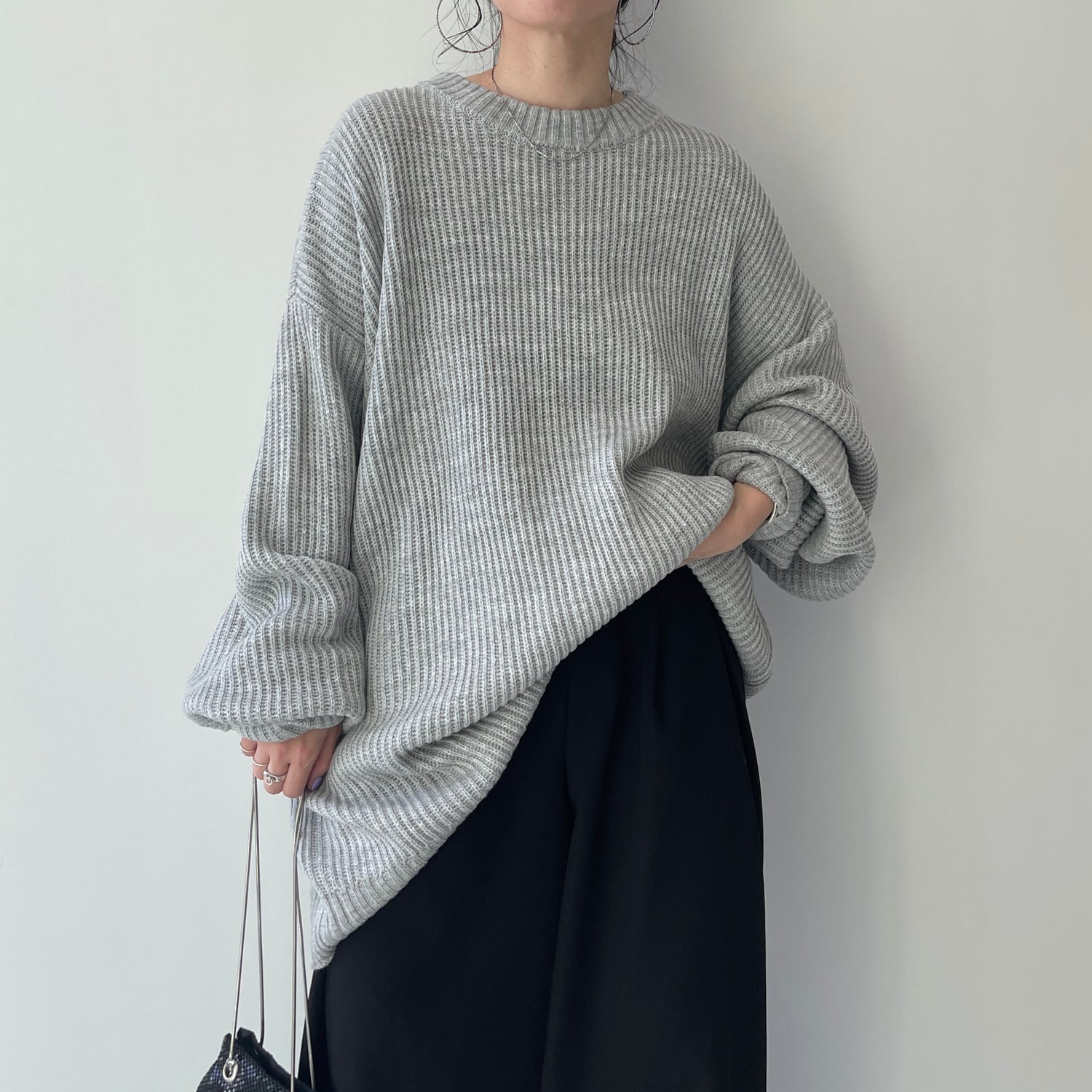 perfect silhouette super over knit / gray