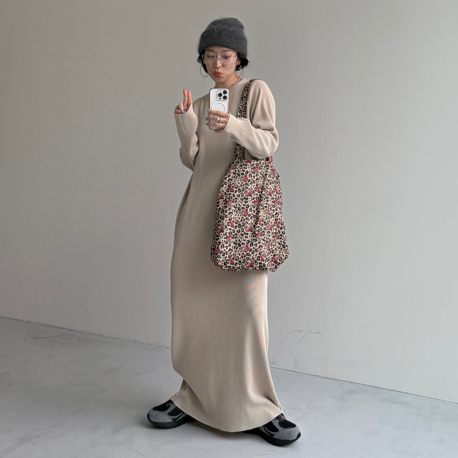 daily daily super stretch crew neck pleats one piece / ivory [FREE or LONG]クルーネック