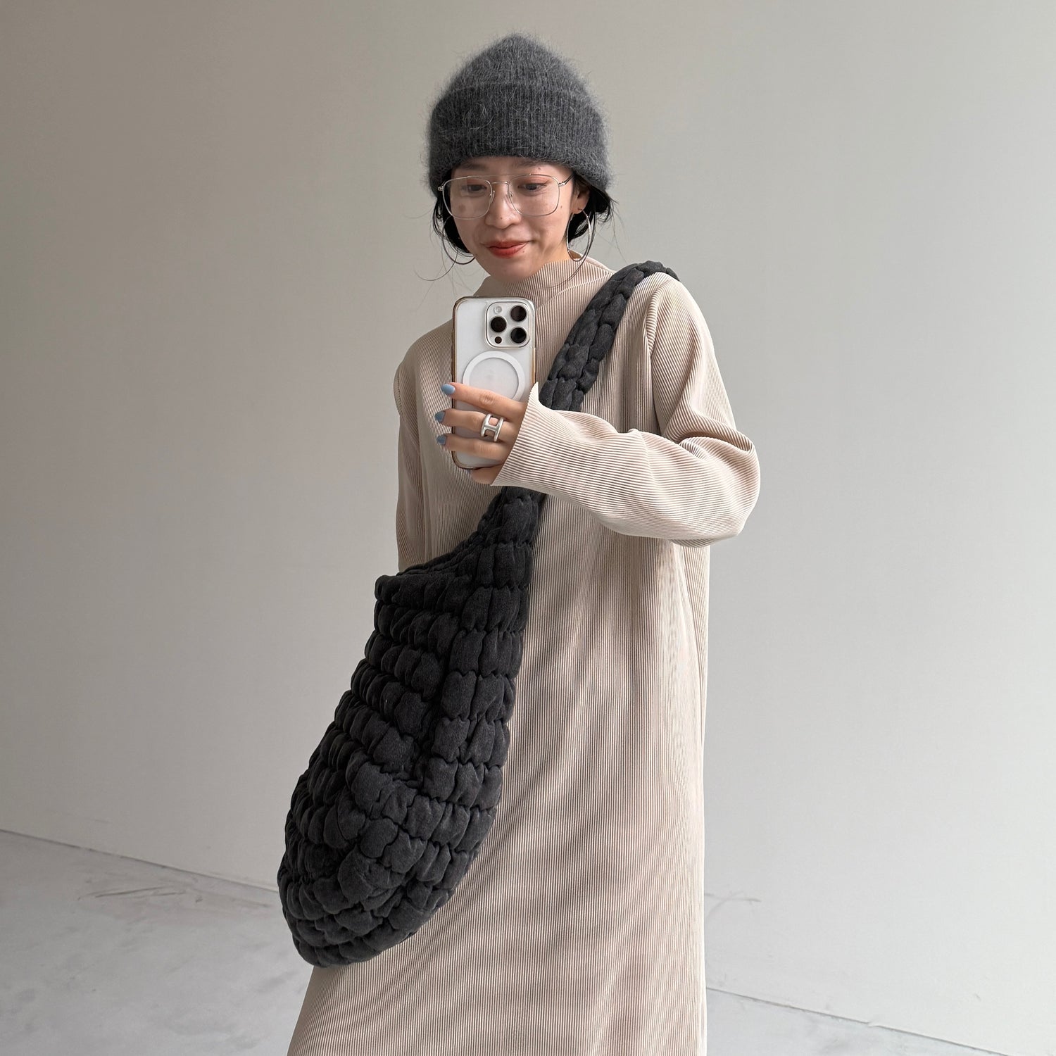 daily daily super stretch crew neck pleats one piece / ivory [FREE or LONG]クルーネック