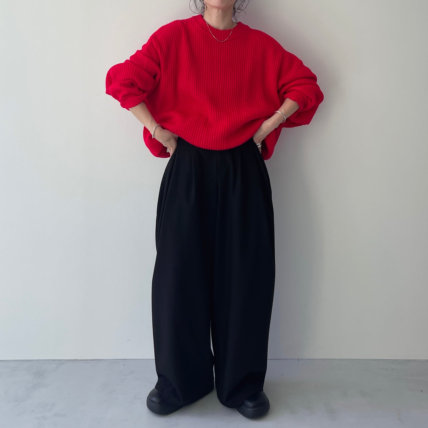 perfect silhouette super over knit / red