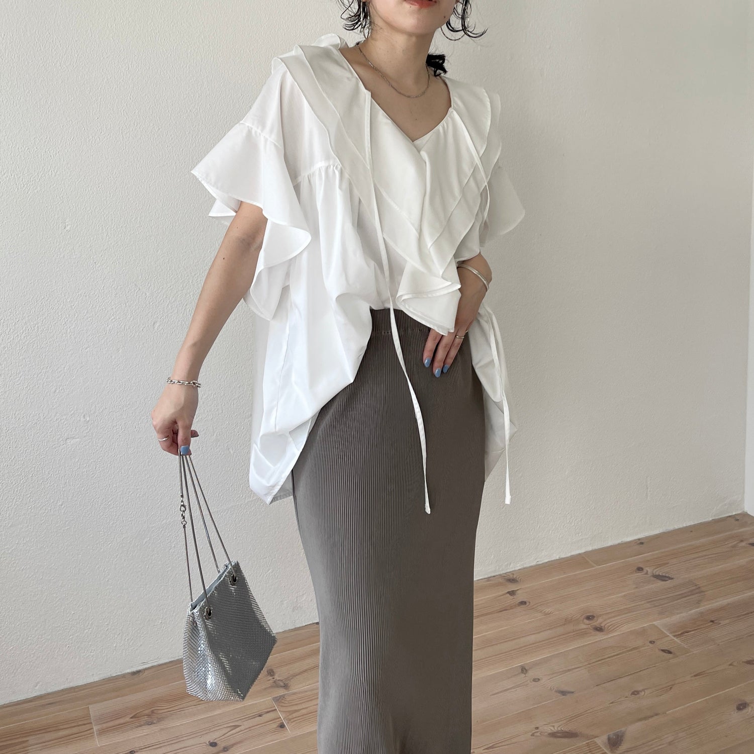 【SAMPLE】daily daily super stretch pleats skirt / grayish beige