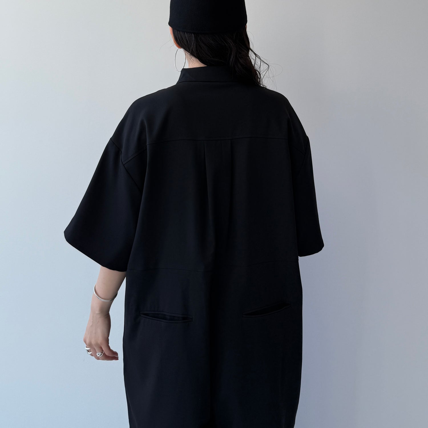 half sleeve zip all in one / black [2size]