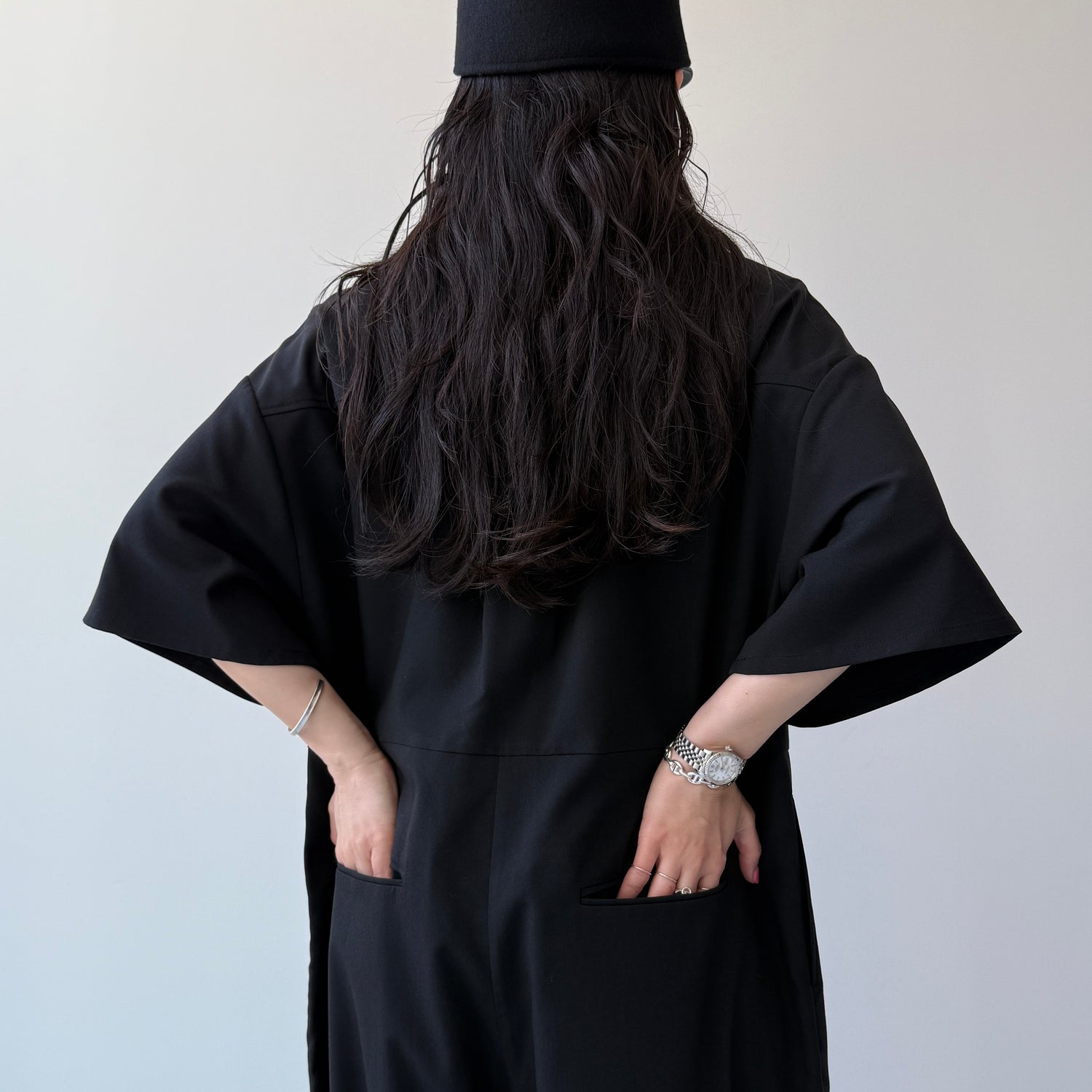 half sleeve zip all in one / black [2size]