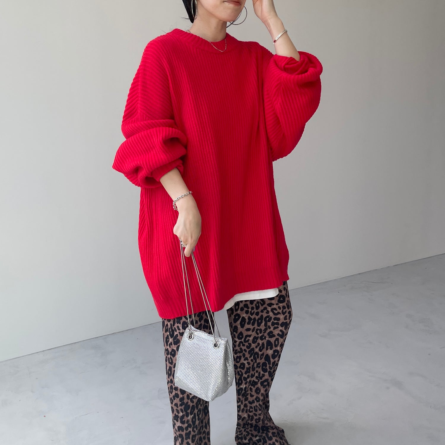 perfect silhouette super over knit / red