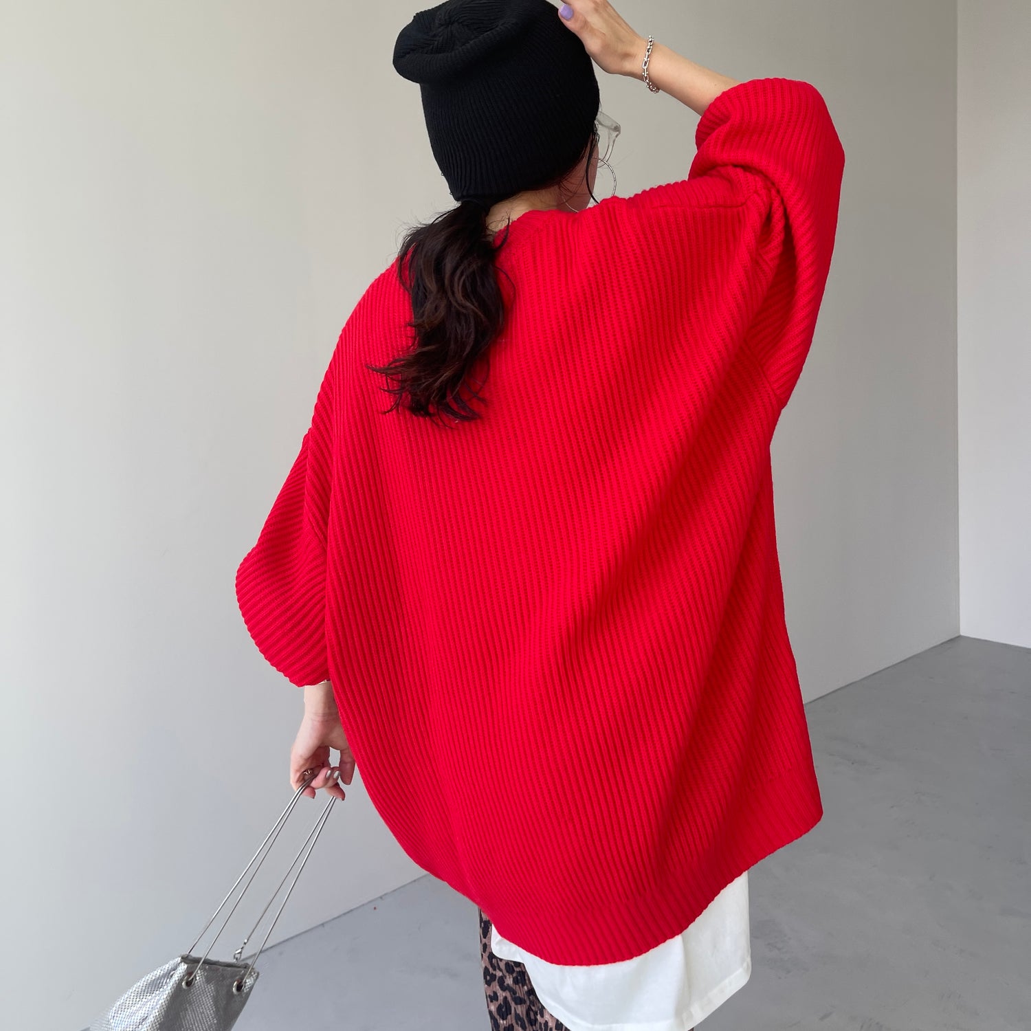 perfect silhouette super over knit / red