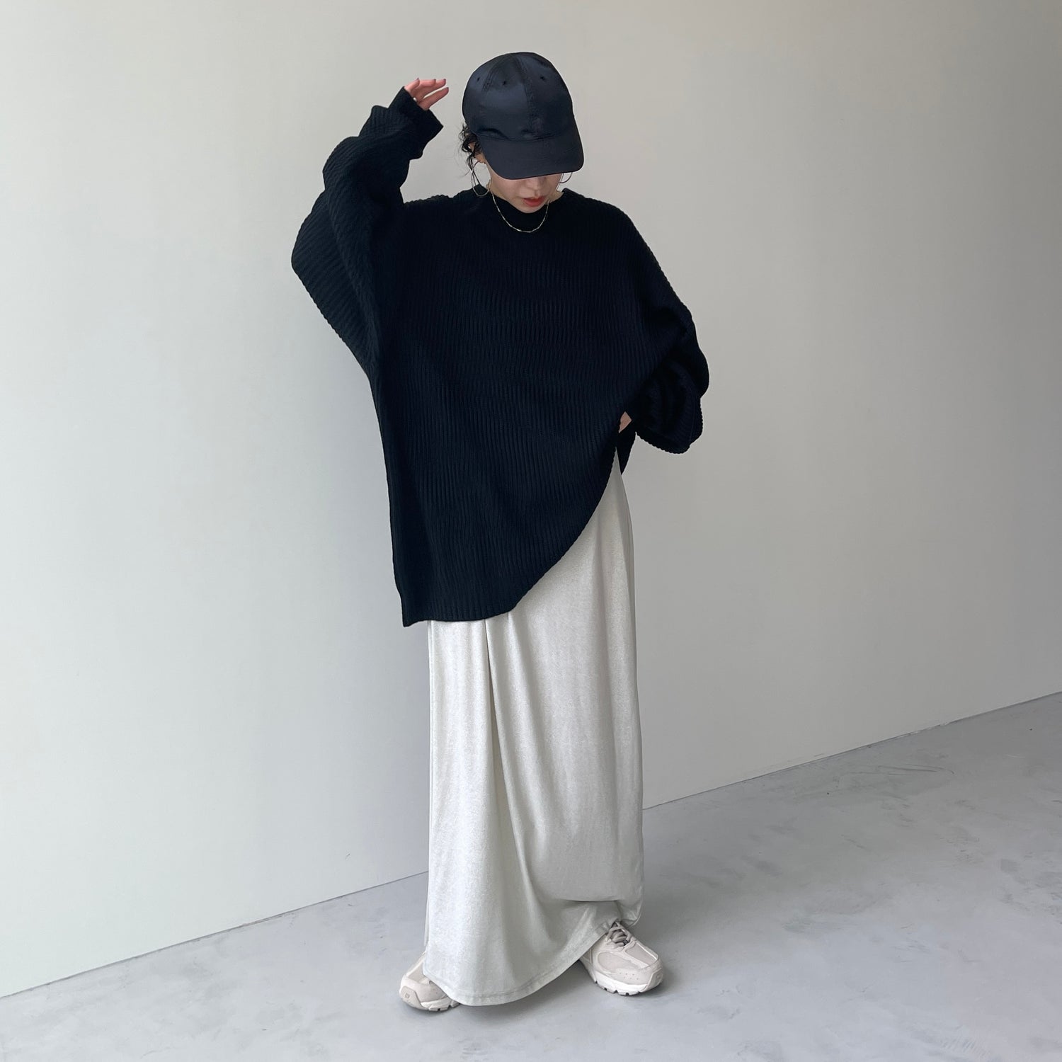 perfect silhouette super over knit / black