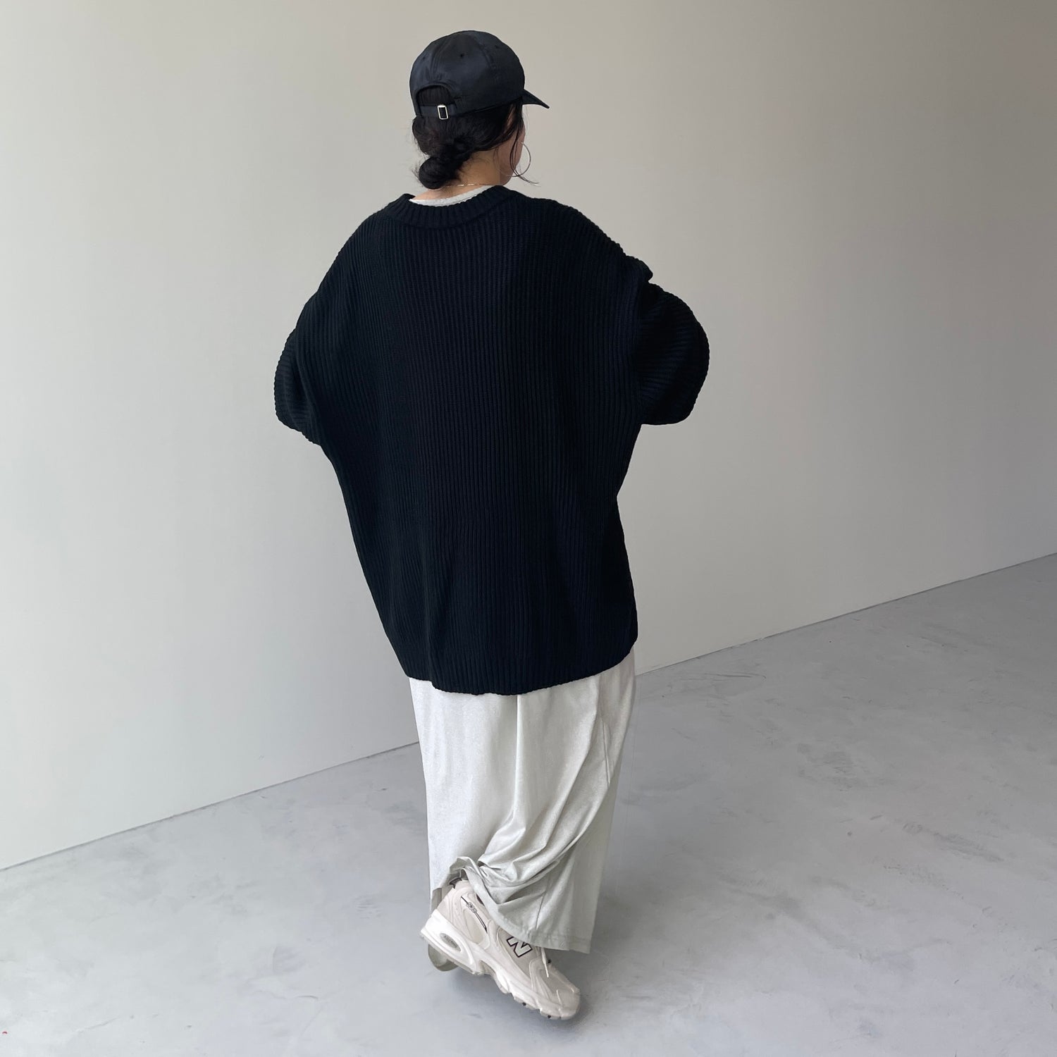 perfect silhouette super over knit / black