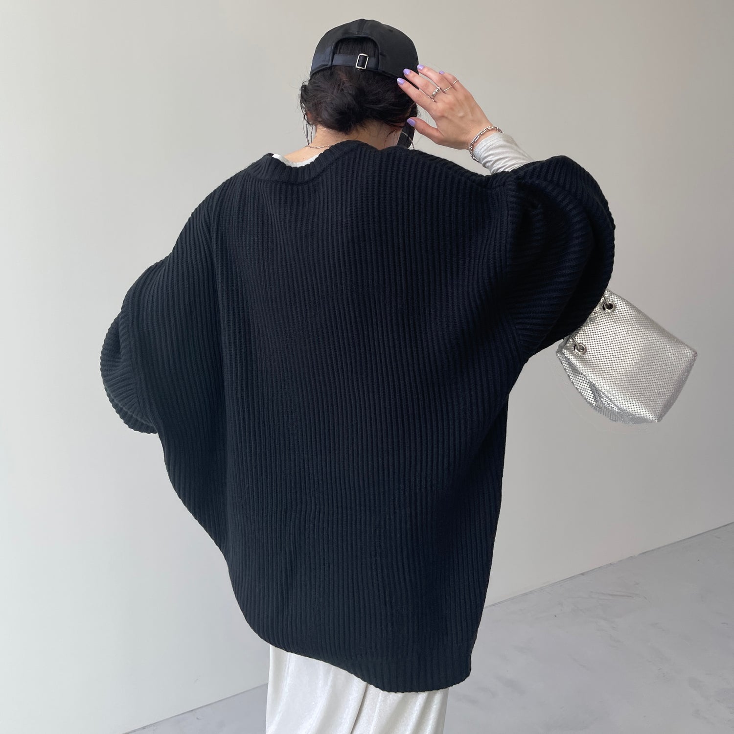 perfect silhouette super over knit / black