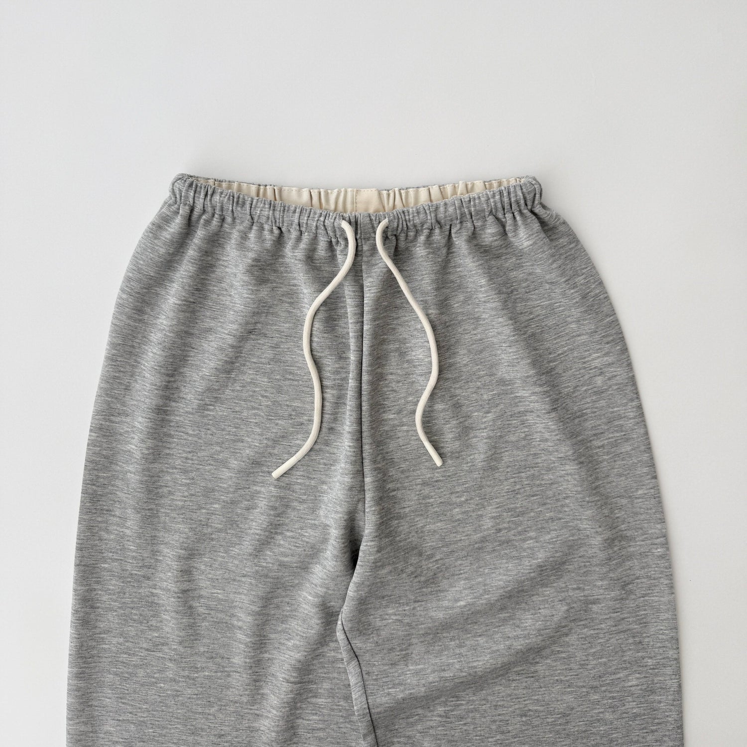 【SAMPLE】onni straight pants / gray