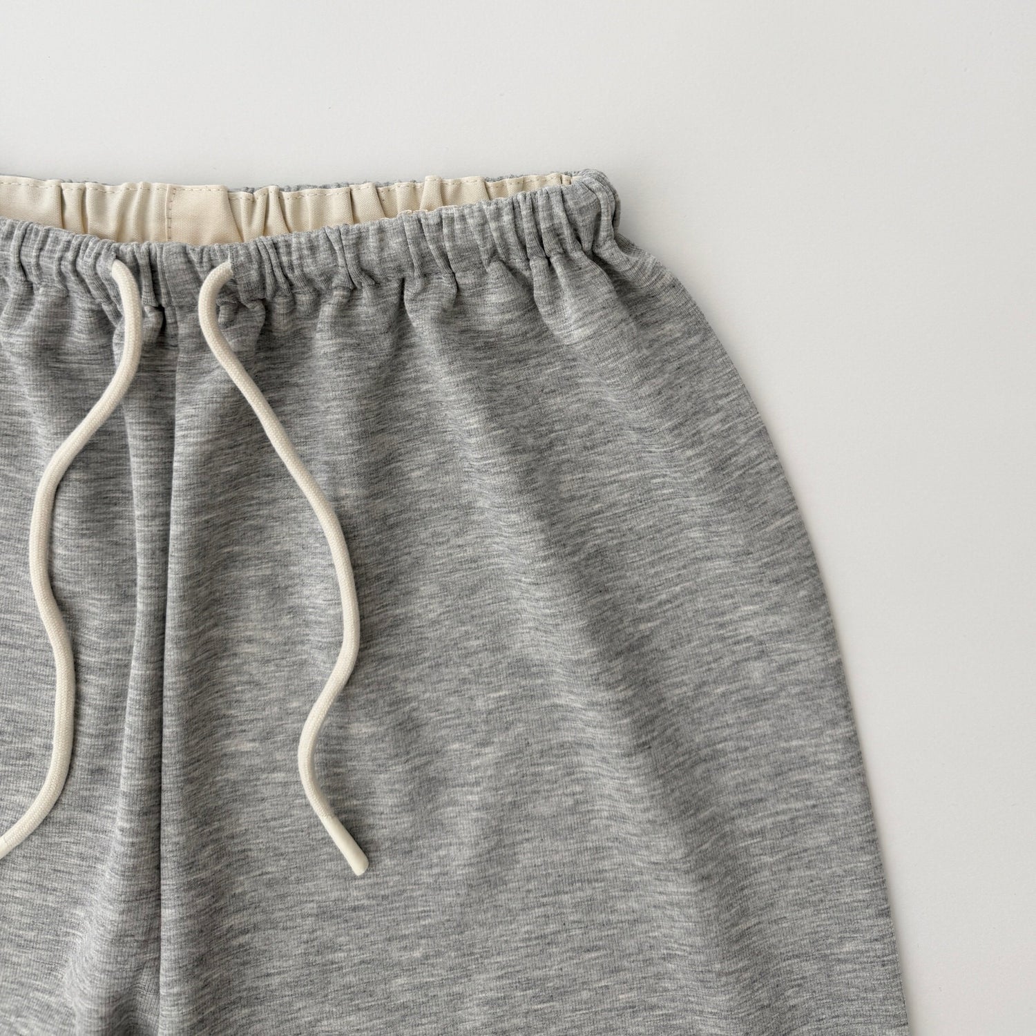 【SAMPLE】onni straight pants / gray