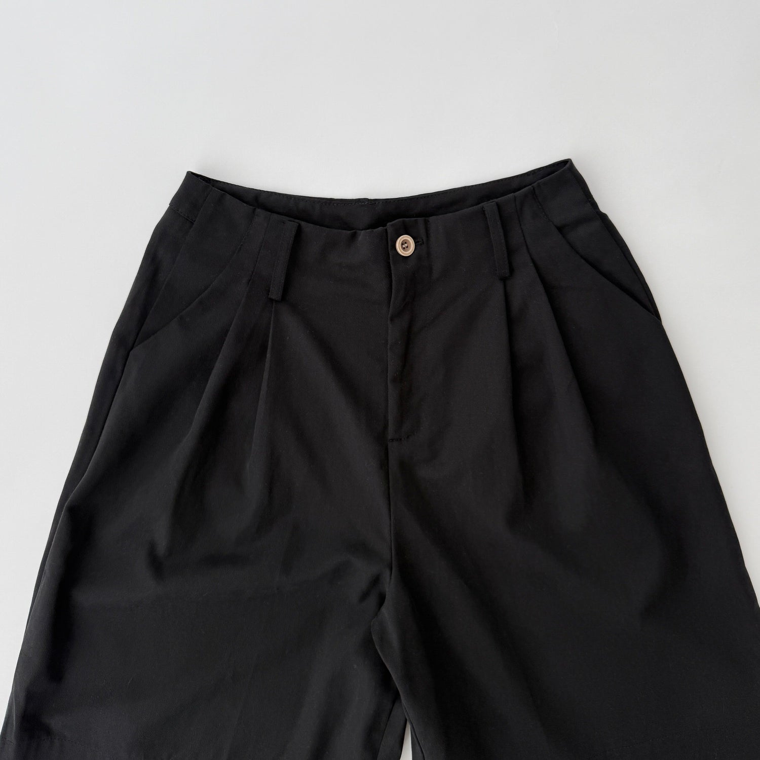 【SAMPLE】onni half pants / black