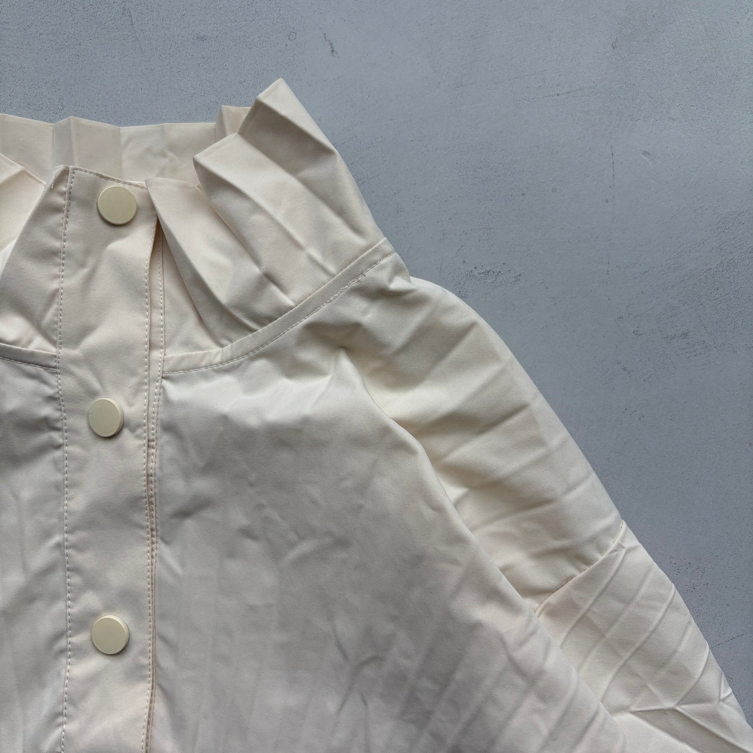 【SAMPLE】unique pleats blouson / ivory