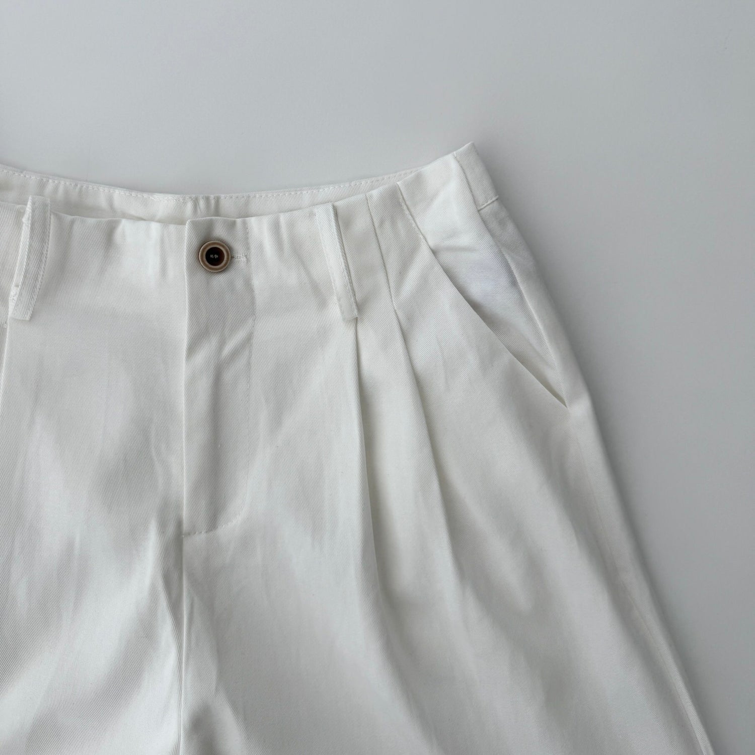 【SAMPLE】onni half pants / ivory