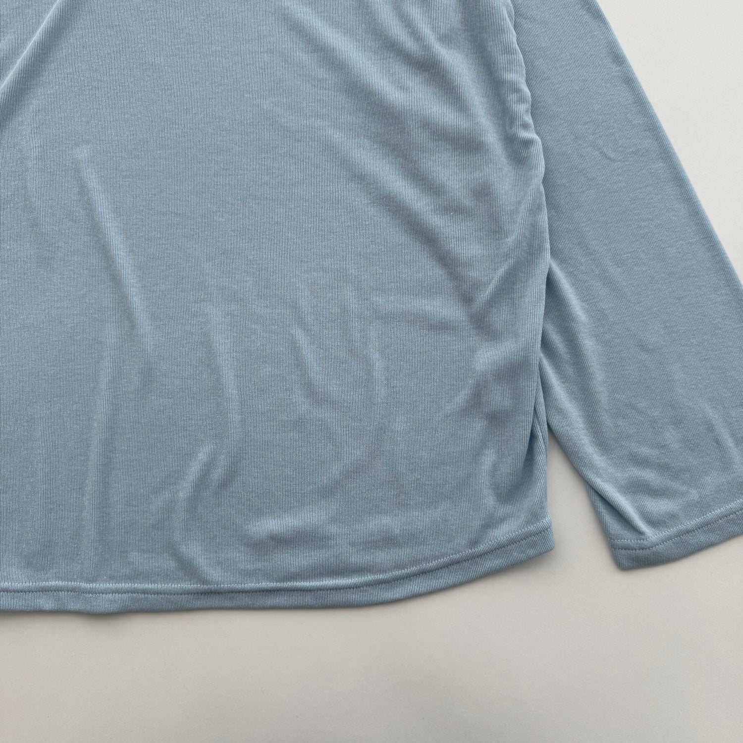 【SAMPLE】softy touch button tee / blue