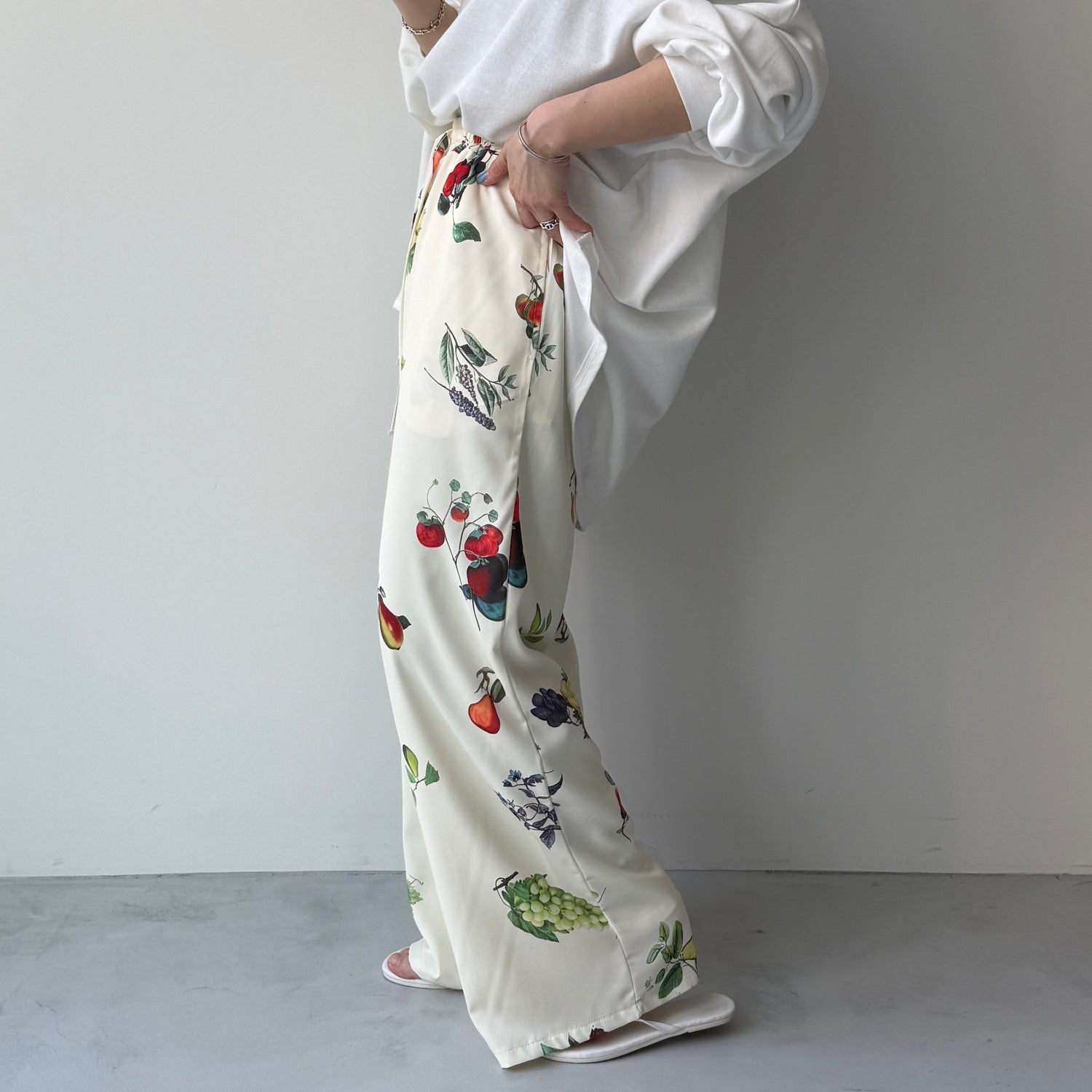 fruity pants / ivory