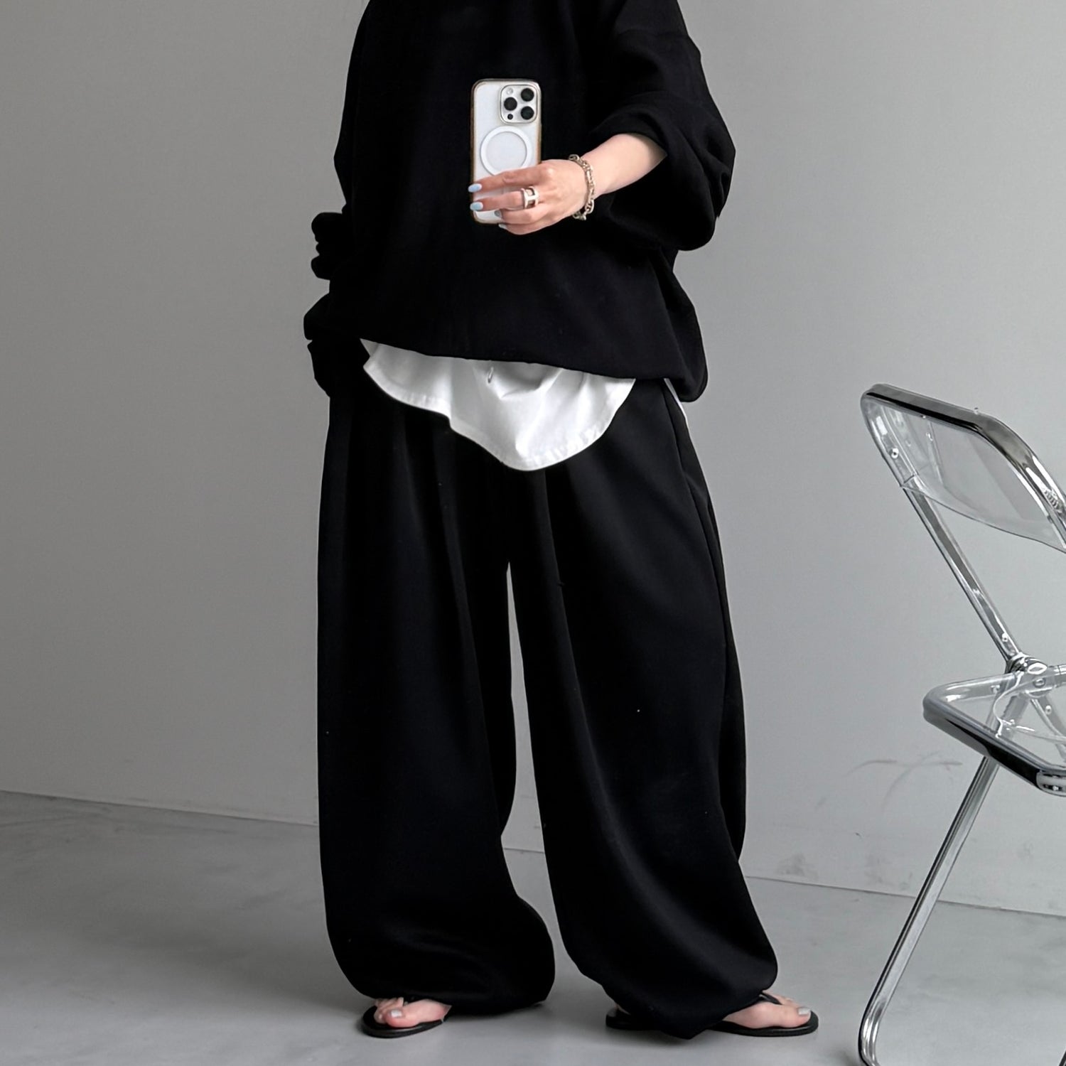 super loose sweat pants / black