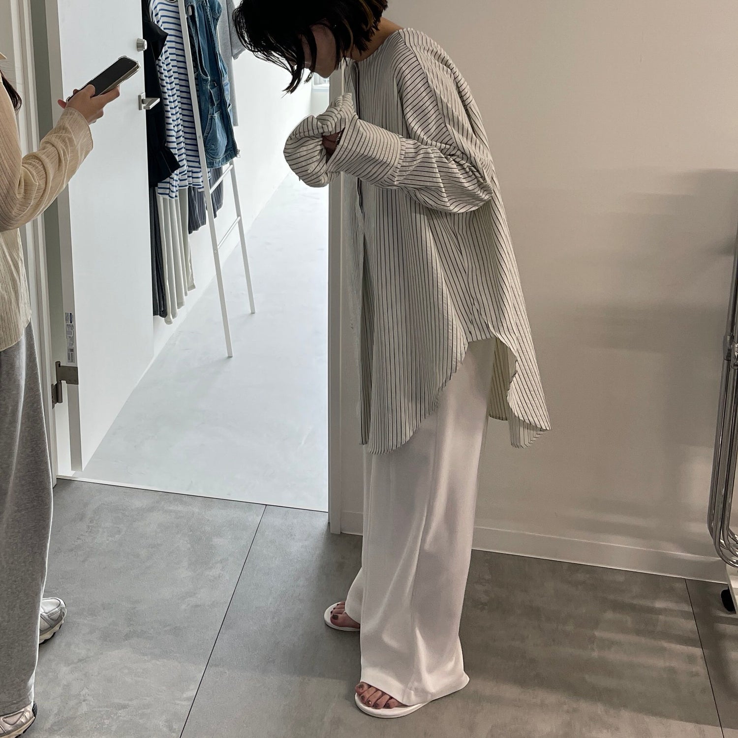 【公式サイト限定カラー】over size no collar seersucker shirt / stripe