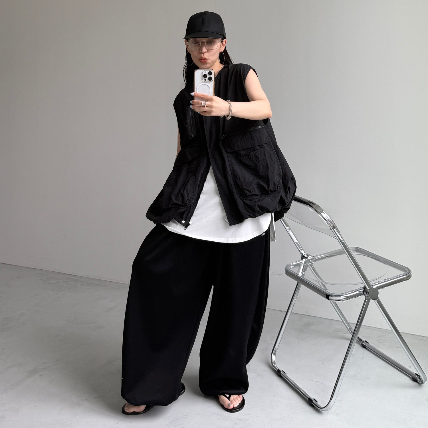 super loose sweat pants / black