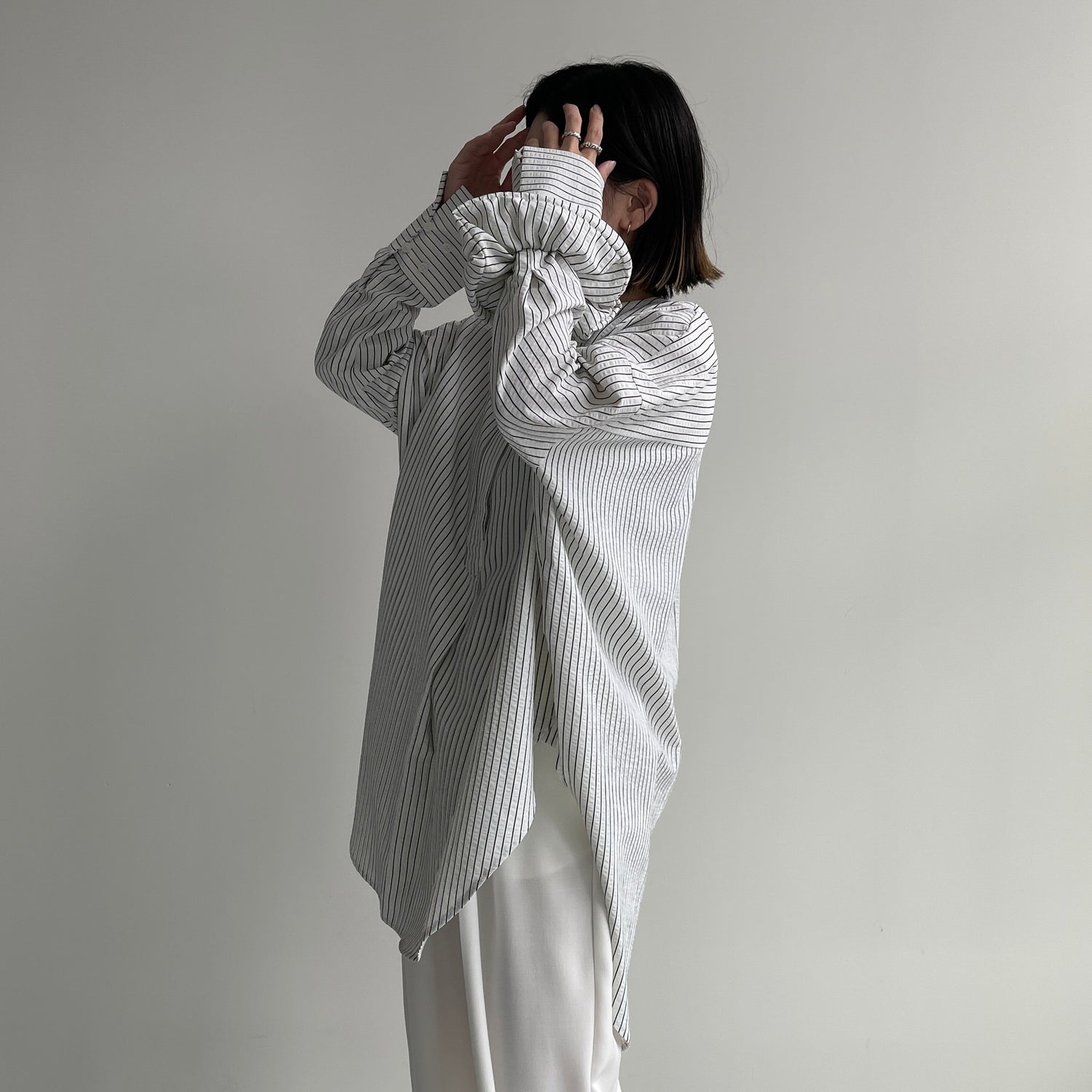 【公式サイト限定カラー】over size no collar seersucker shirt / stripe
