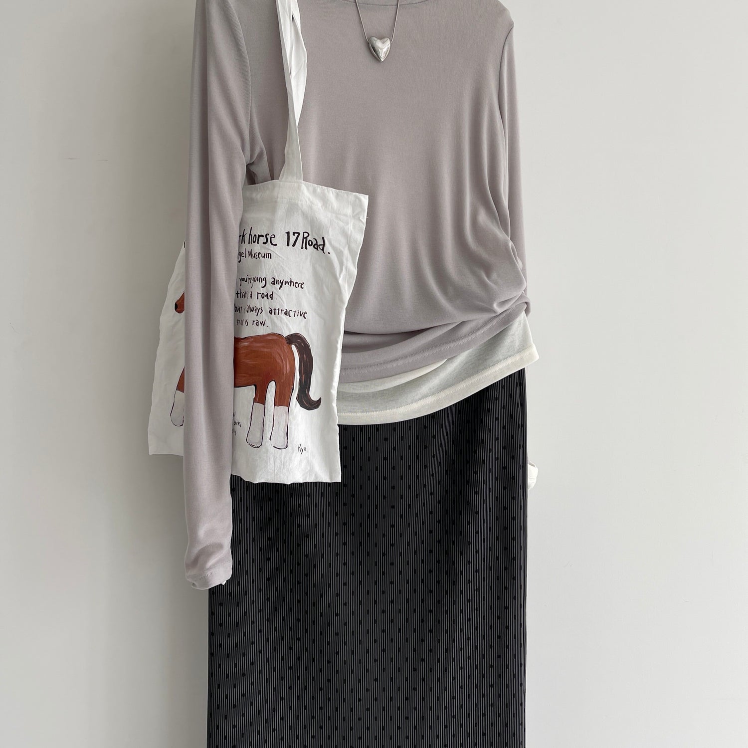 KASANE sheer tee / white