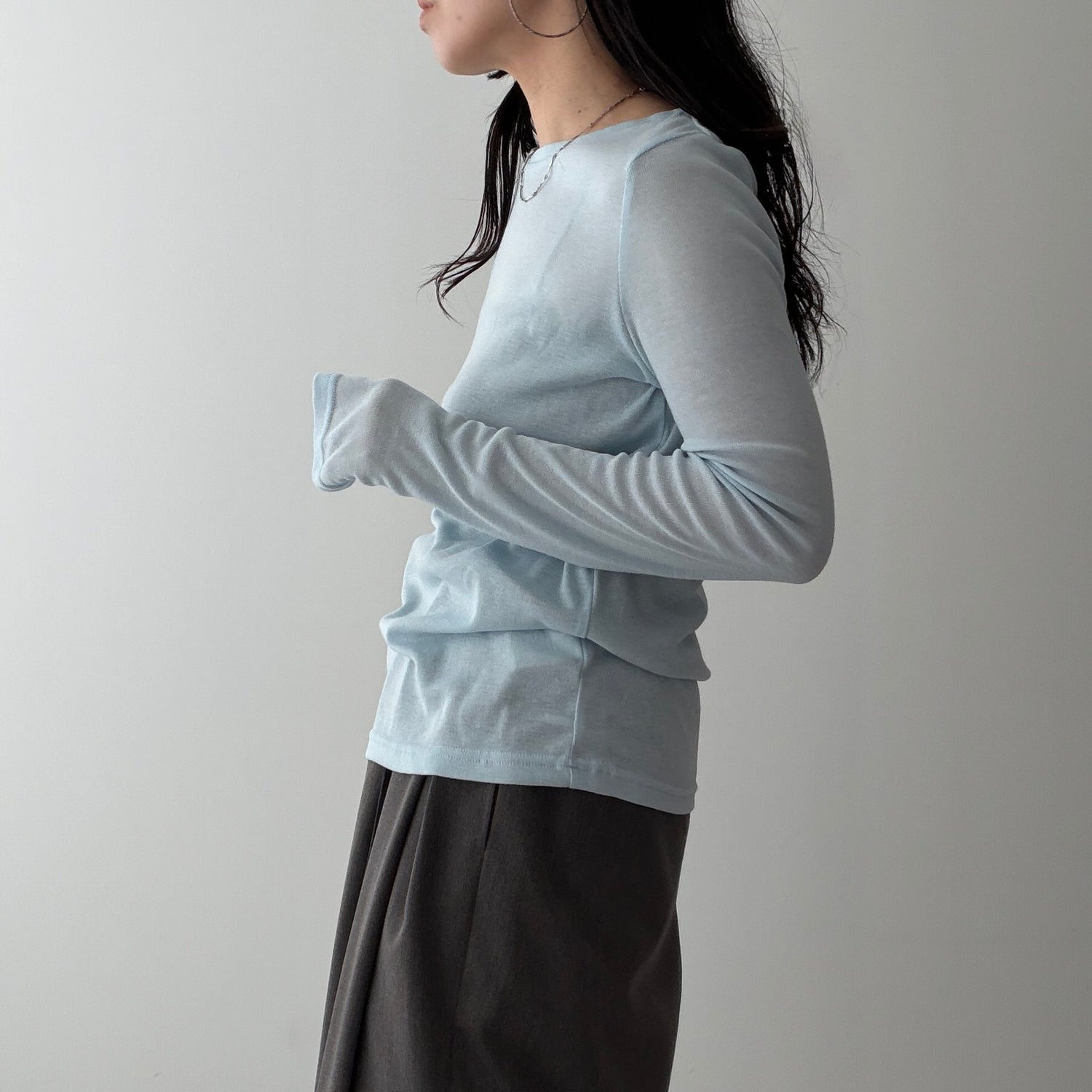 KASANE sheer tee / light blue