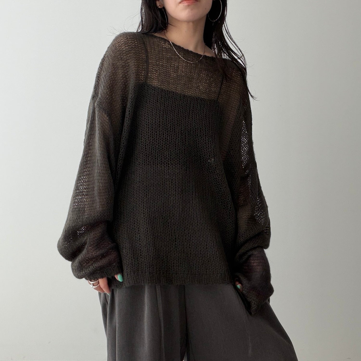 cinnamon mesh knit / charcoal
