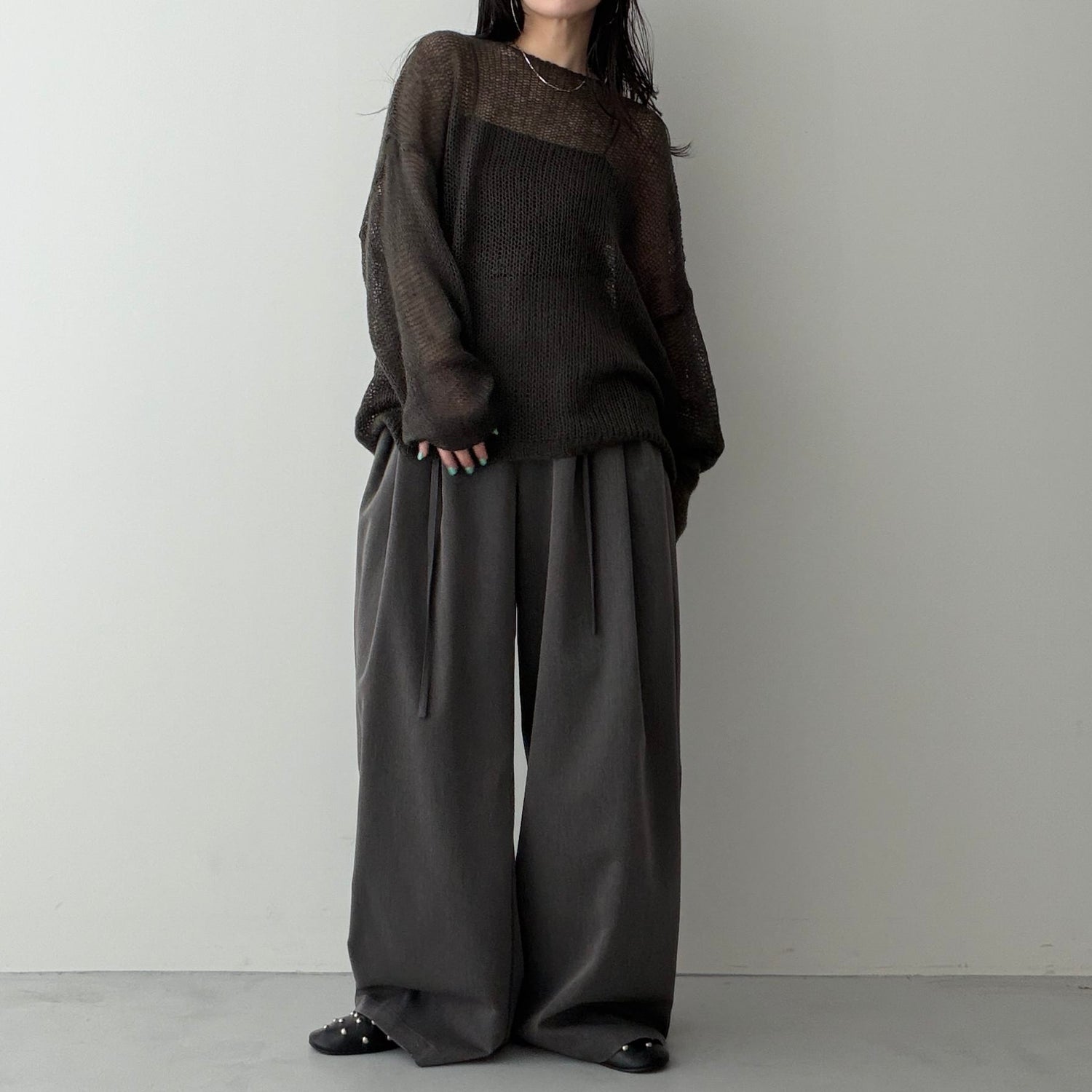 cinnamon mesh knit / charcoal