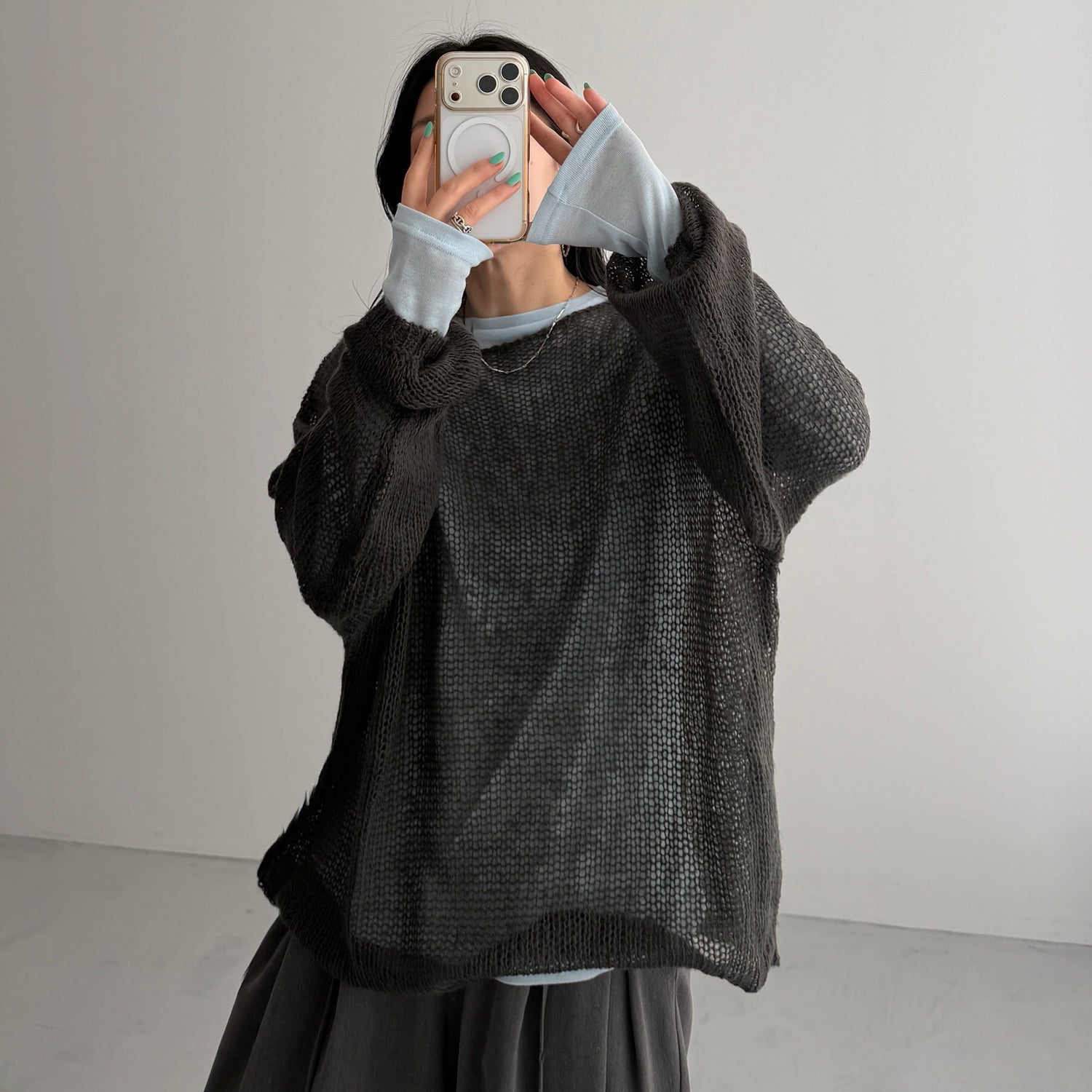 KASANE sheer tee / light blue
