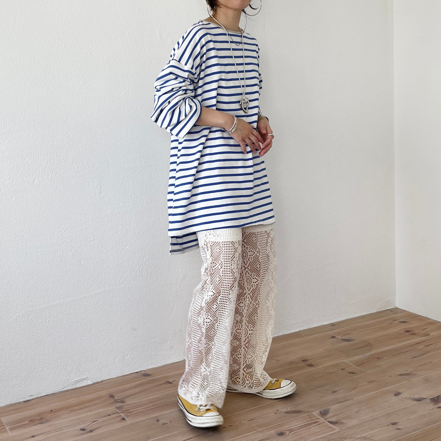 wide sleeve over size border tee / blue
