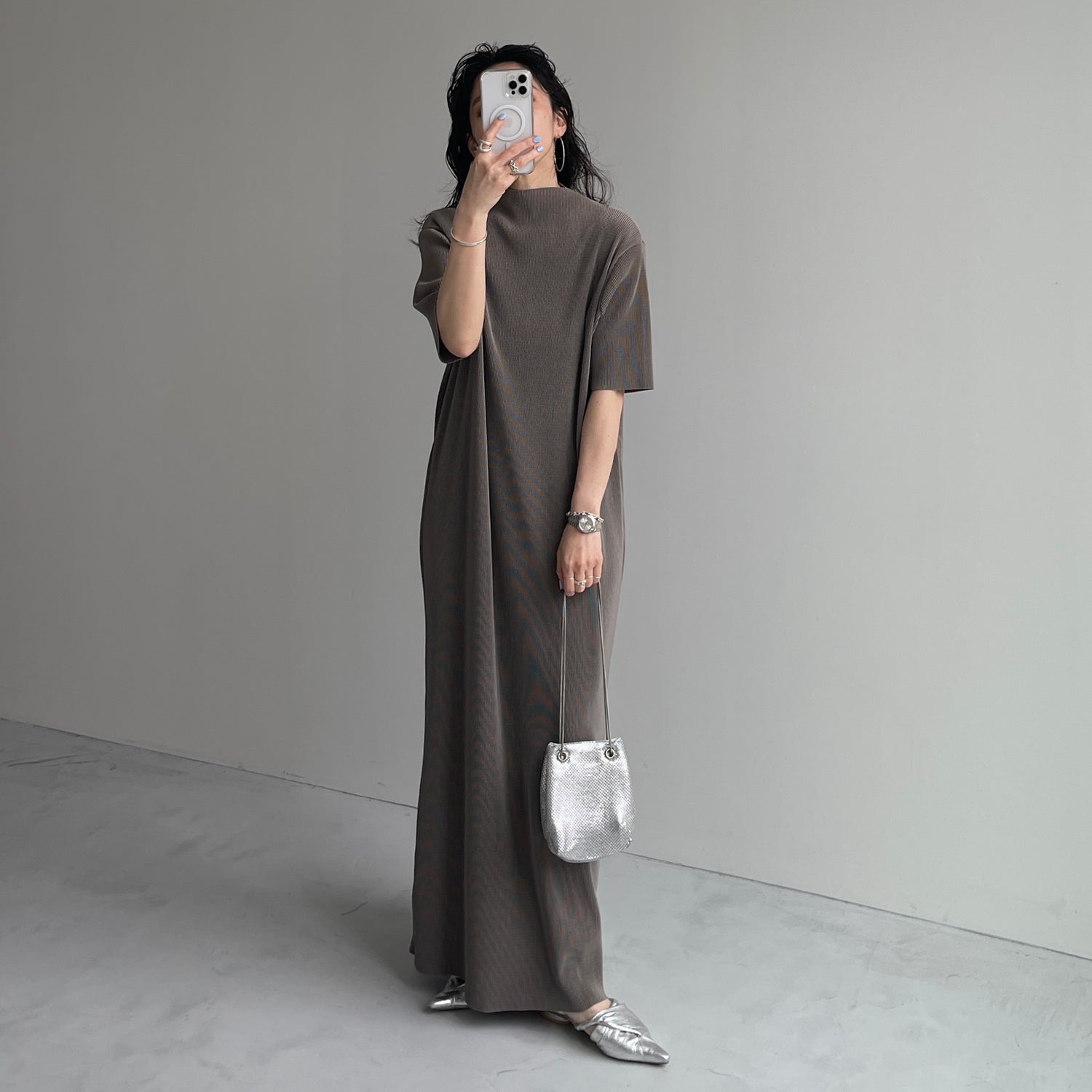 daily daily super stretch pleats one piece / ash gray [半袖 FREE or LONG]